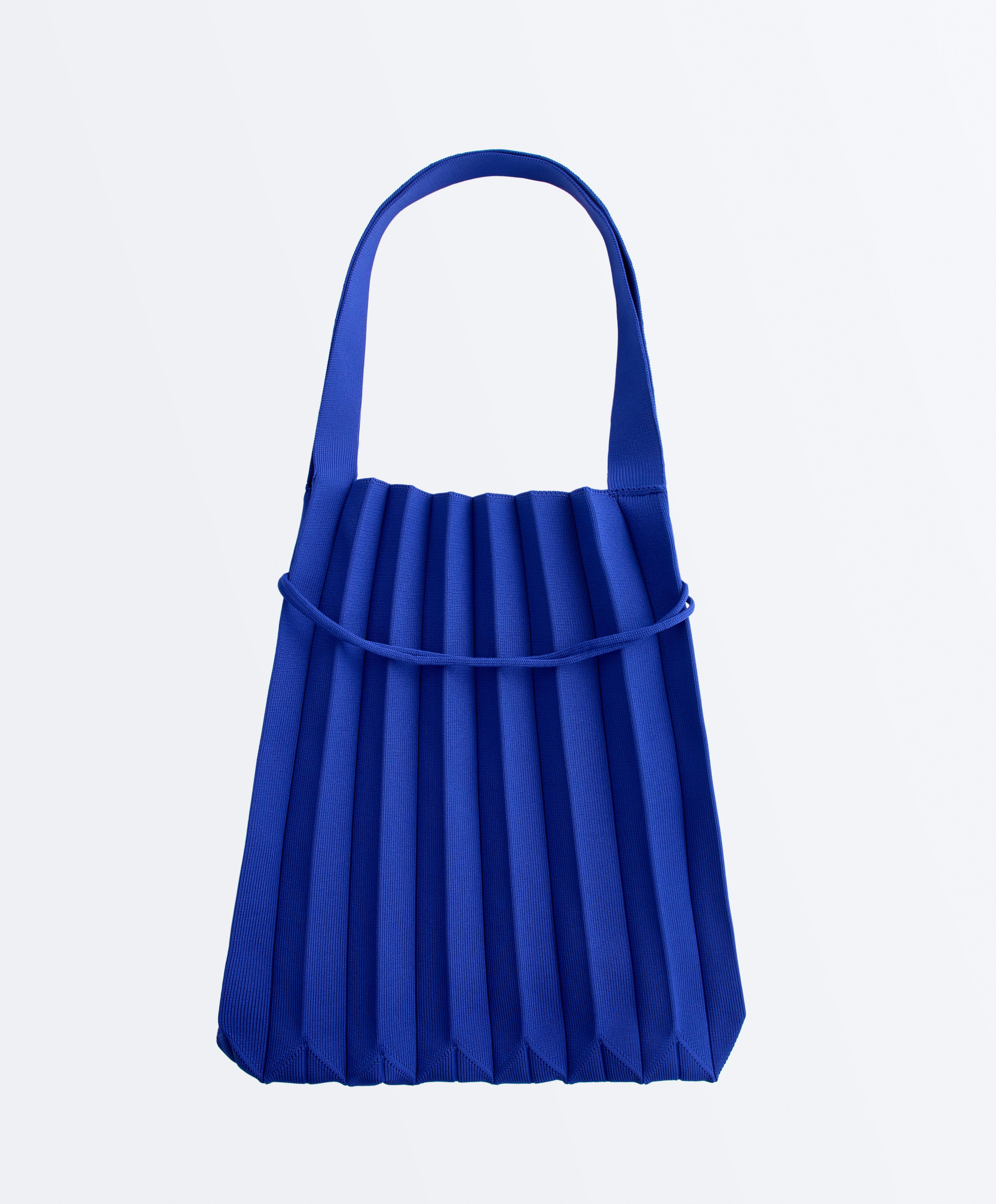 Gebreide tas met plooien Gebreide tas met plooien
