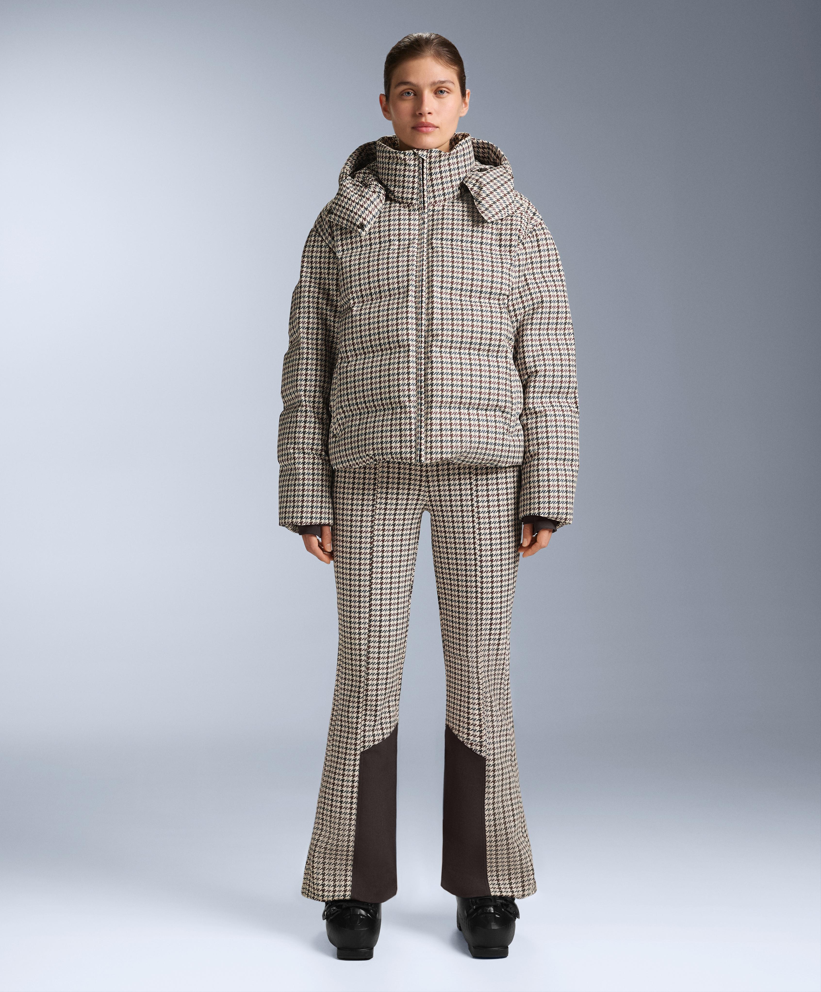 Water-resistant printed high-rise flare stretch SKI trousers — PALE MINK