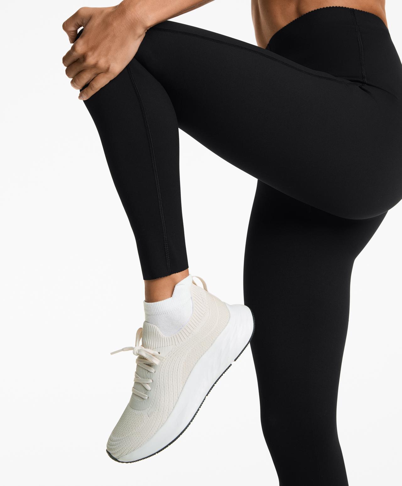 3 pairs of cotton blend sports sneaker socks with heel tab — WHITE