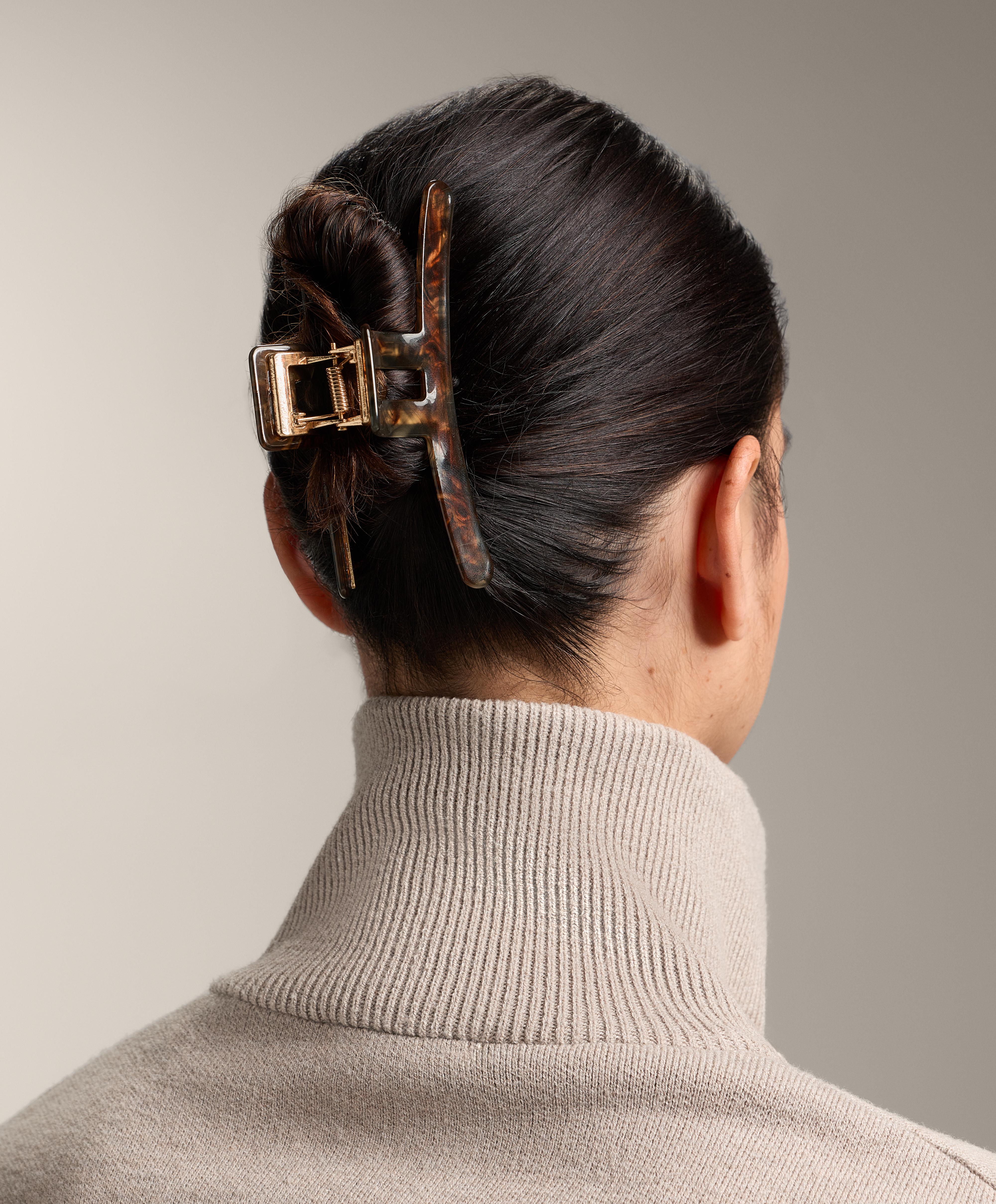 Große metallisierte Haarspange Große metallisierte Haarspange