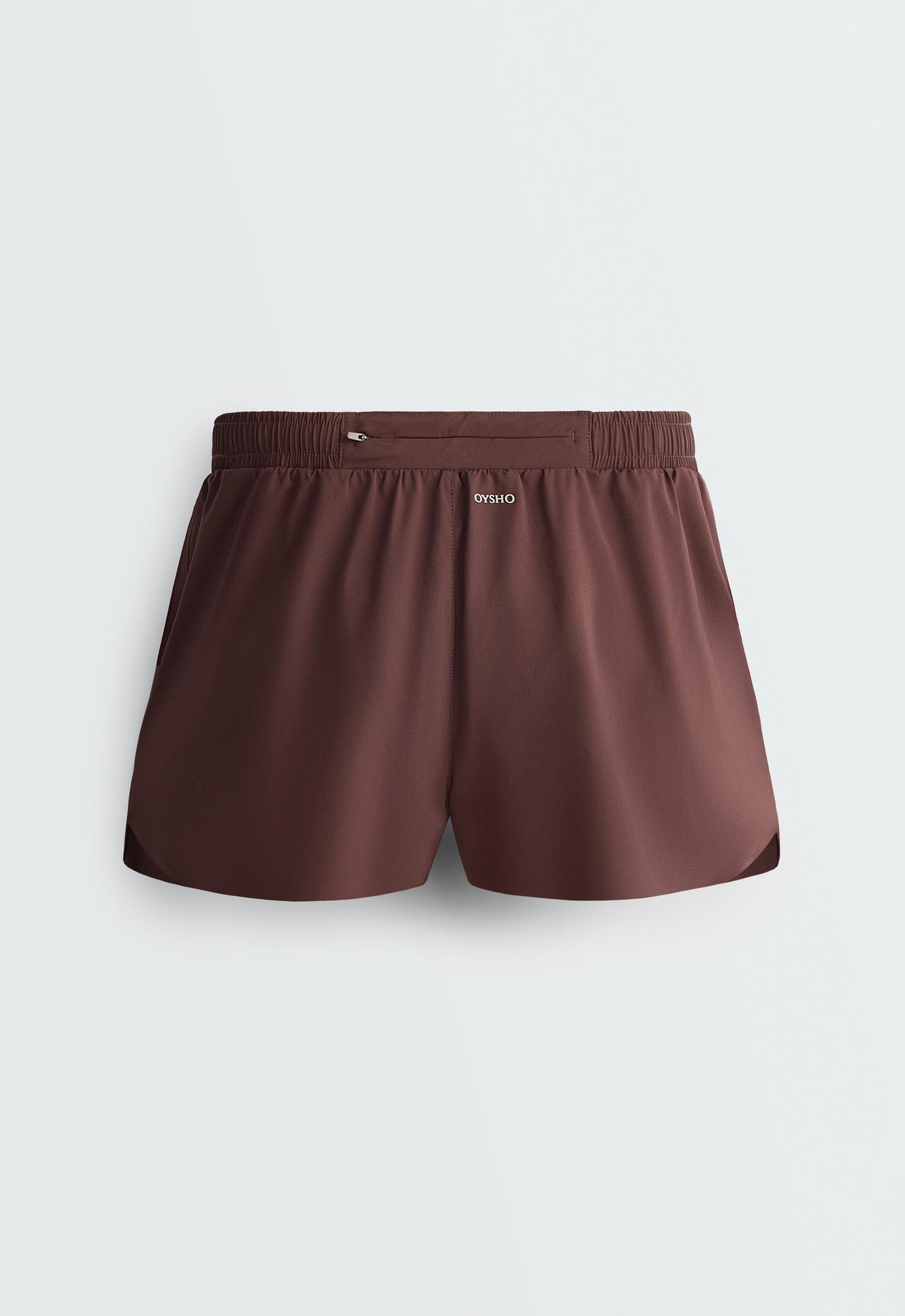 6cm low-rise technical shorts — CHOCOLATE