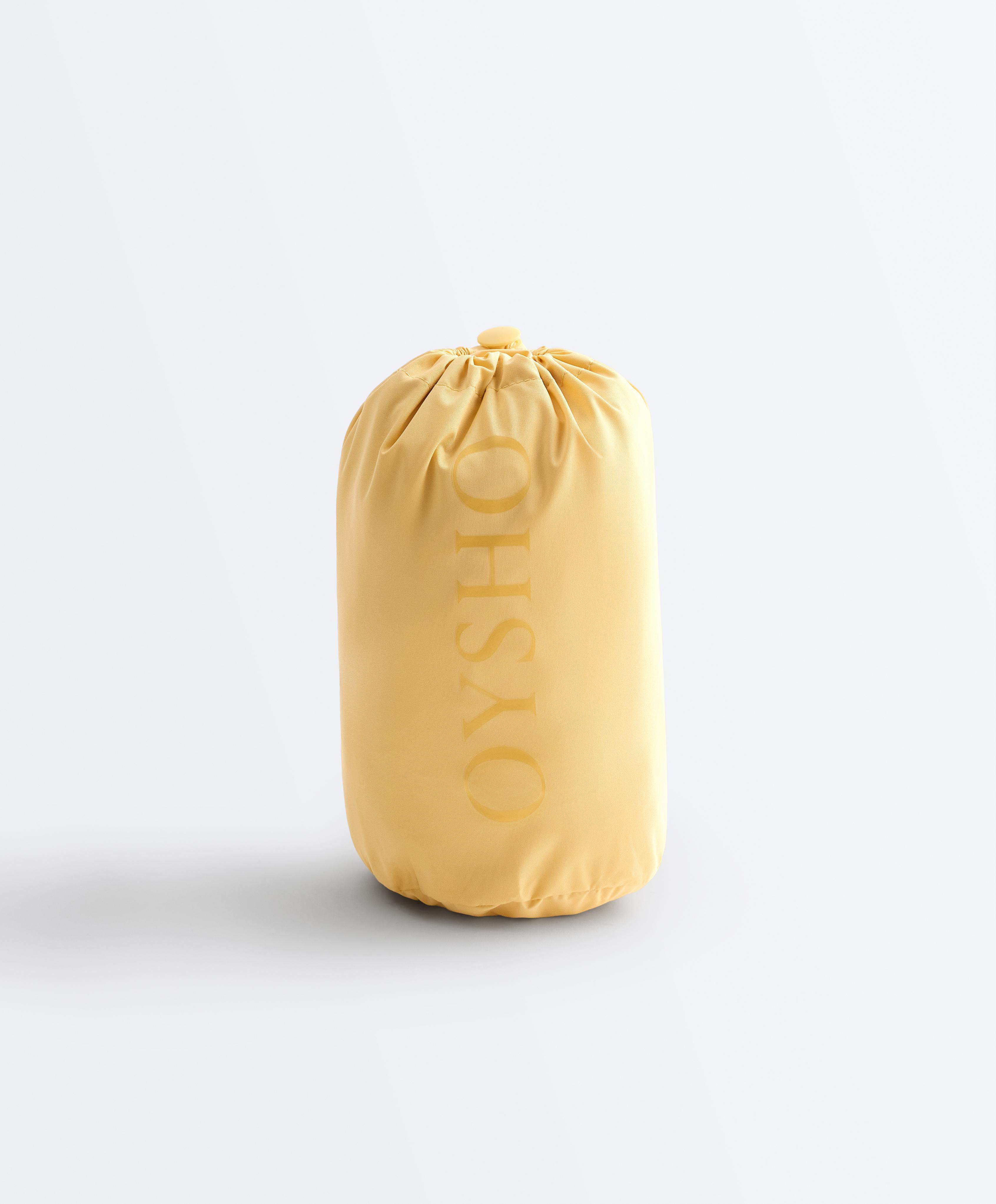 Packable super extra lightweight 10k waterproof jacket — MID-YELLOW