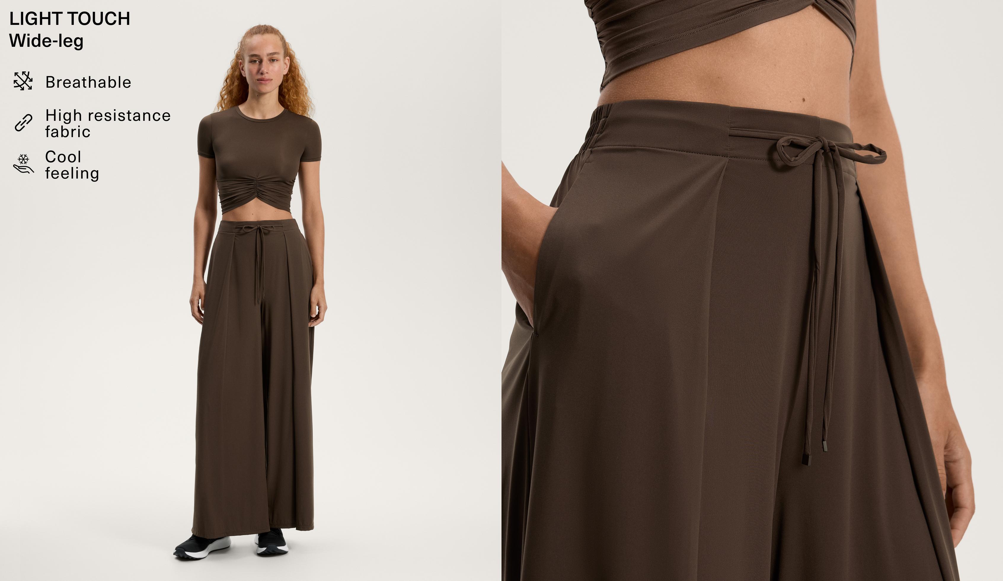 Light Touch pleated wide-leg trousers