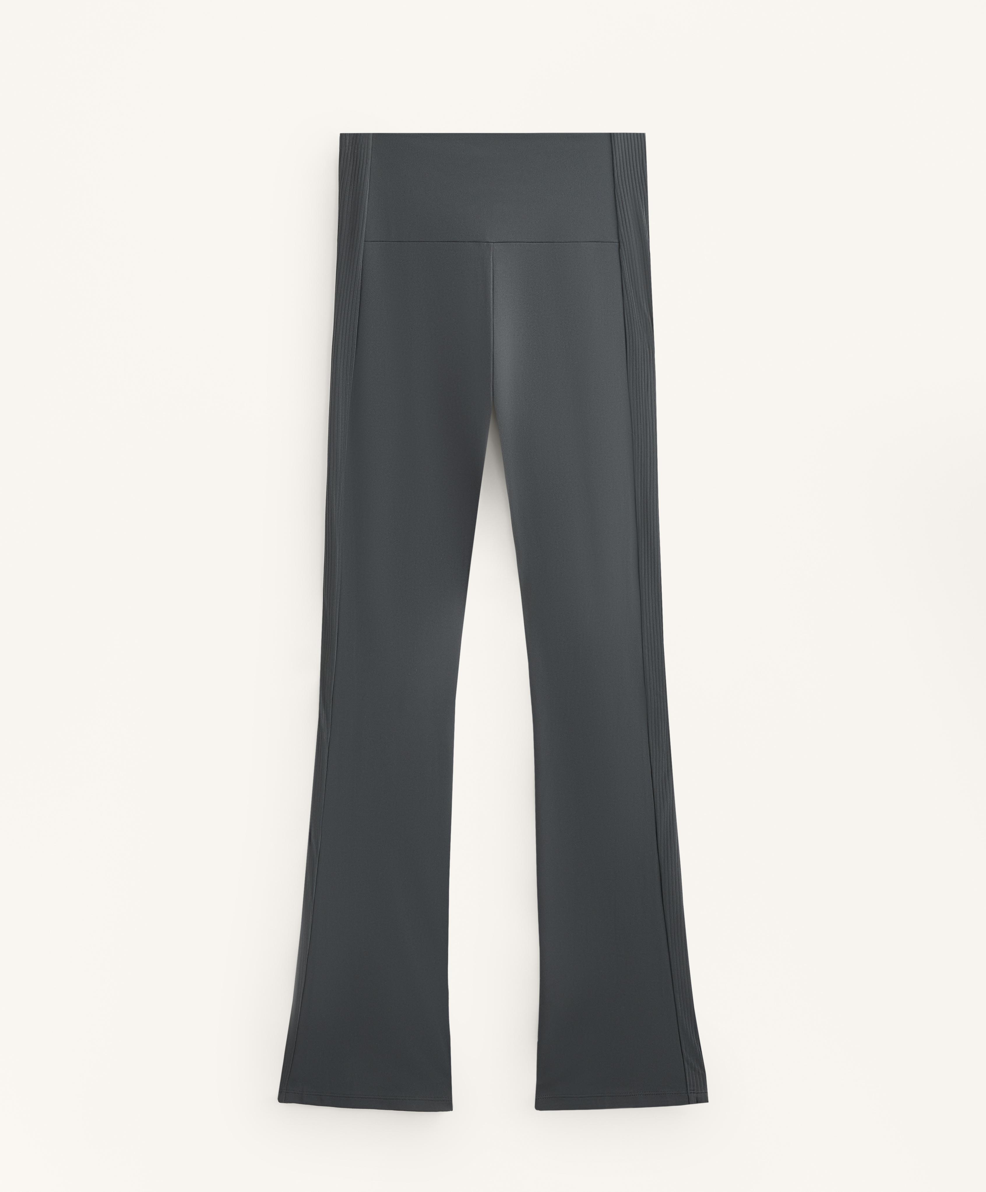 กางเกง flare high rise Comfortlux rib - ลดราคา