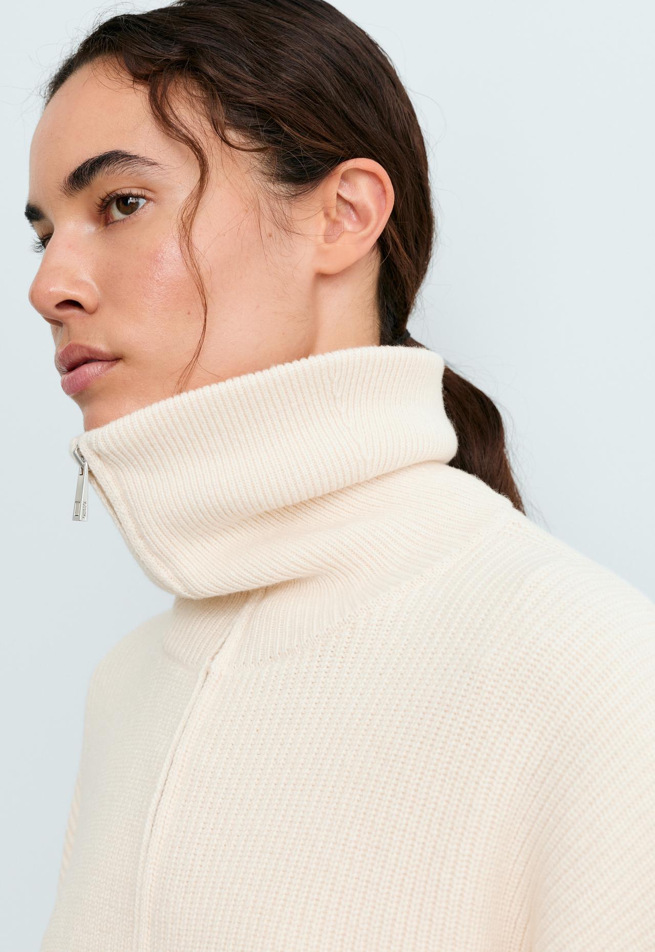 Knit jumper with half zip, cotton and 18% wool — ECRU