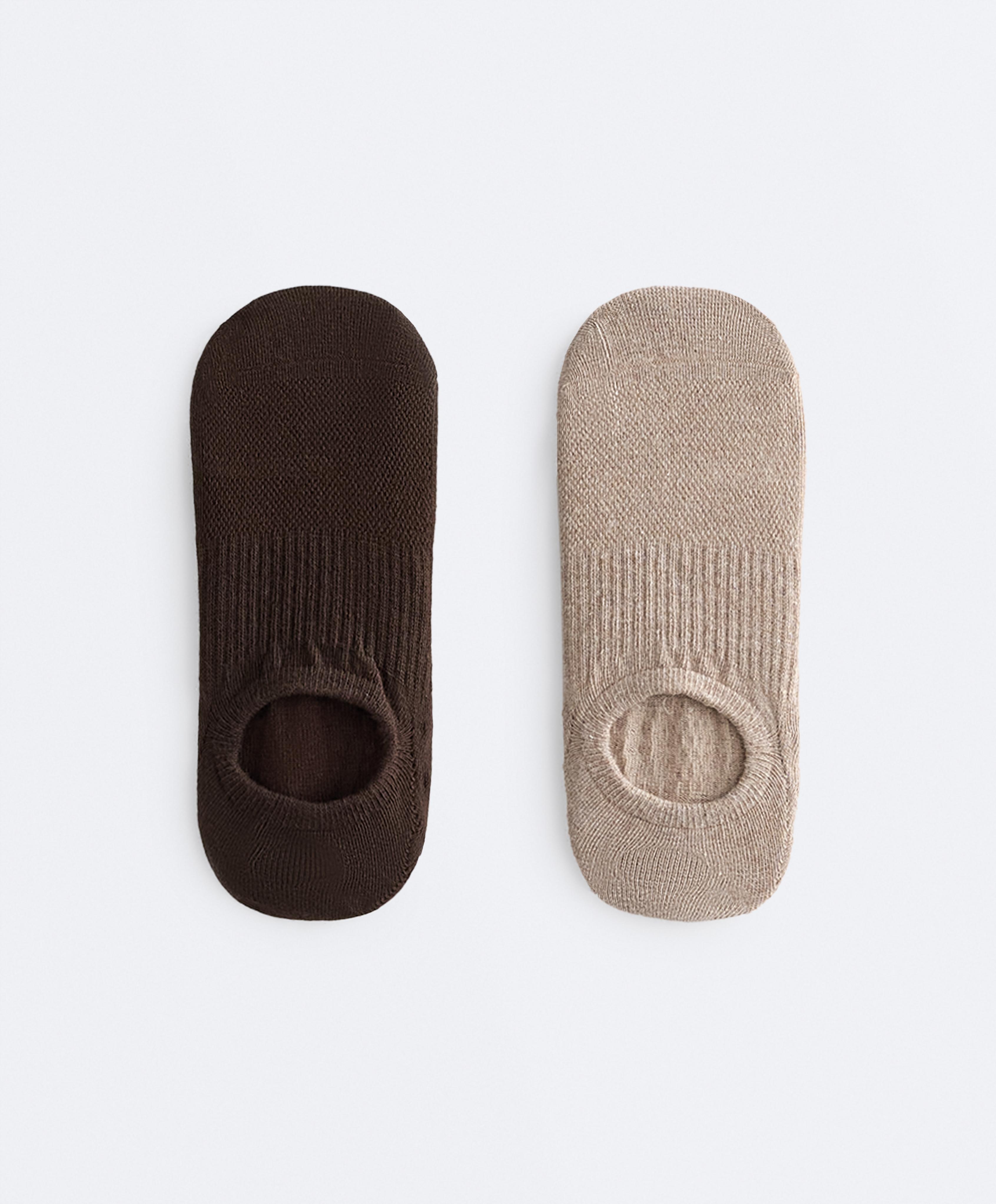 2 pairs of cotton blend yoga and Pilates socks