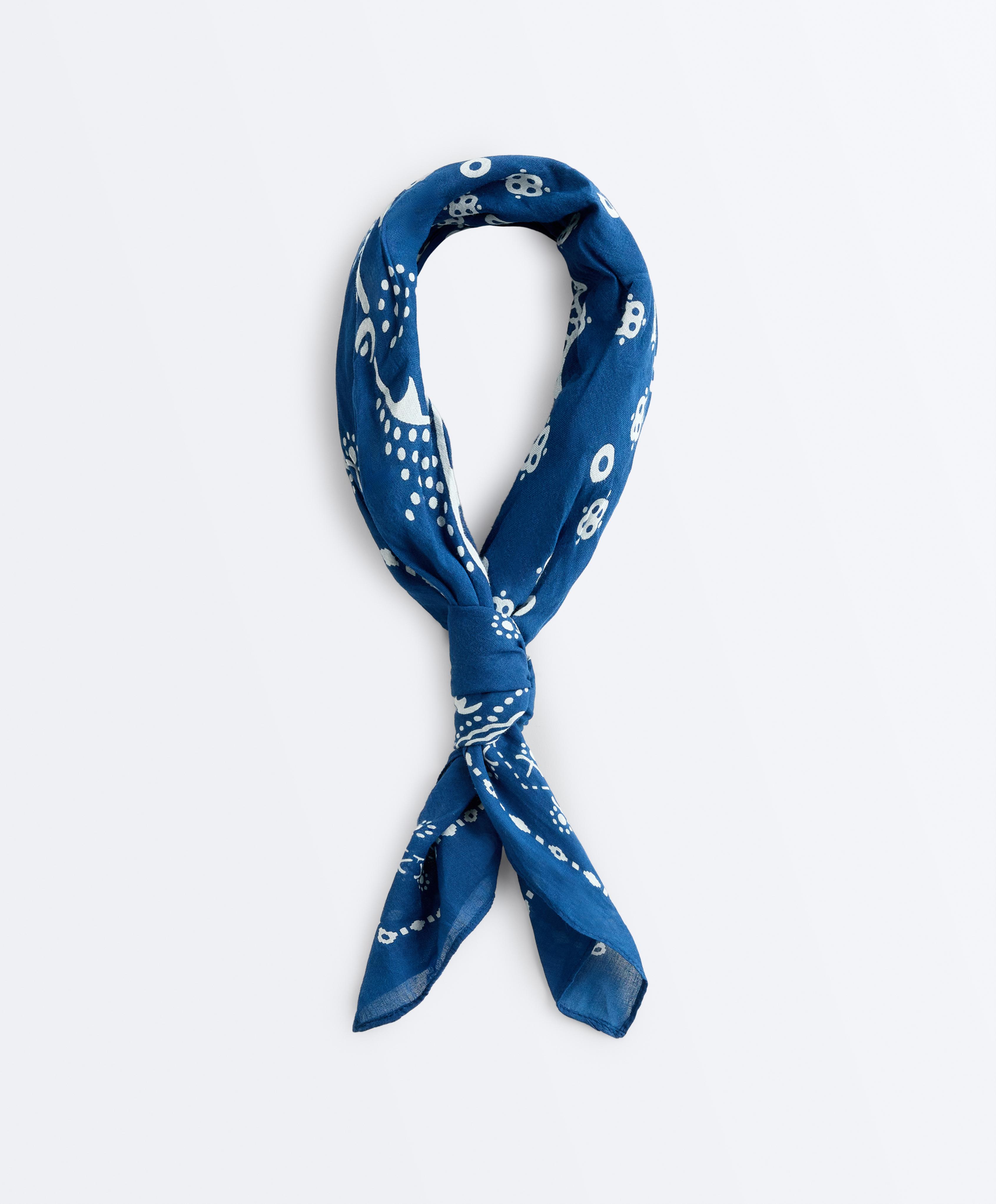 Desenli pamuklu bandana