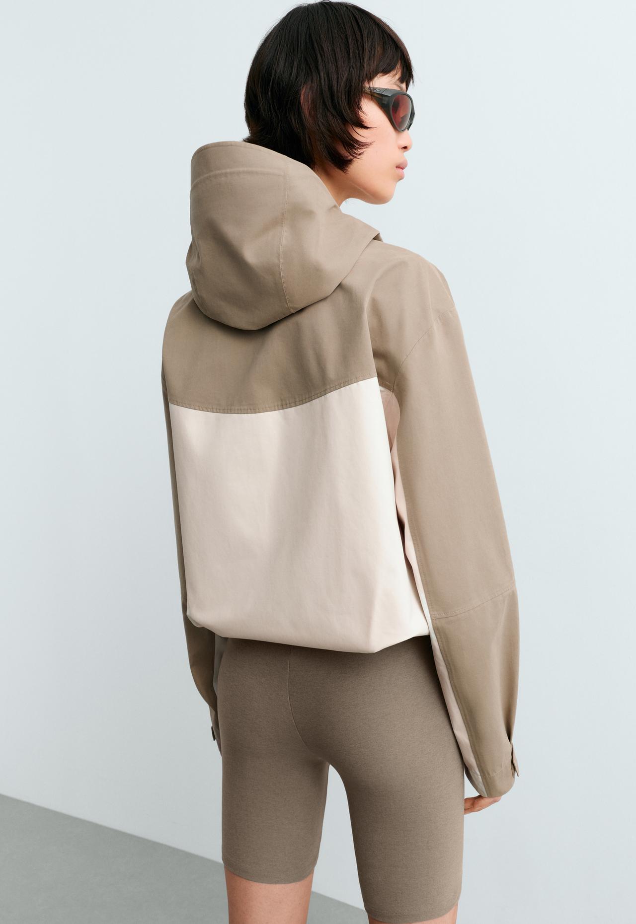 Short 10k waterproof technical canvas colour-block jacket — PALE ECRU