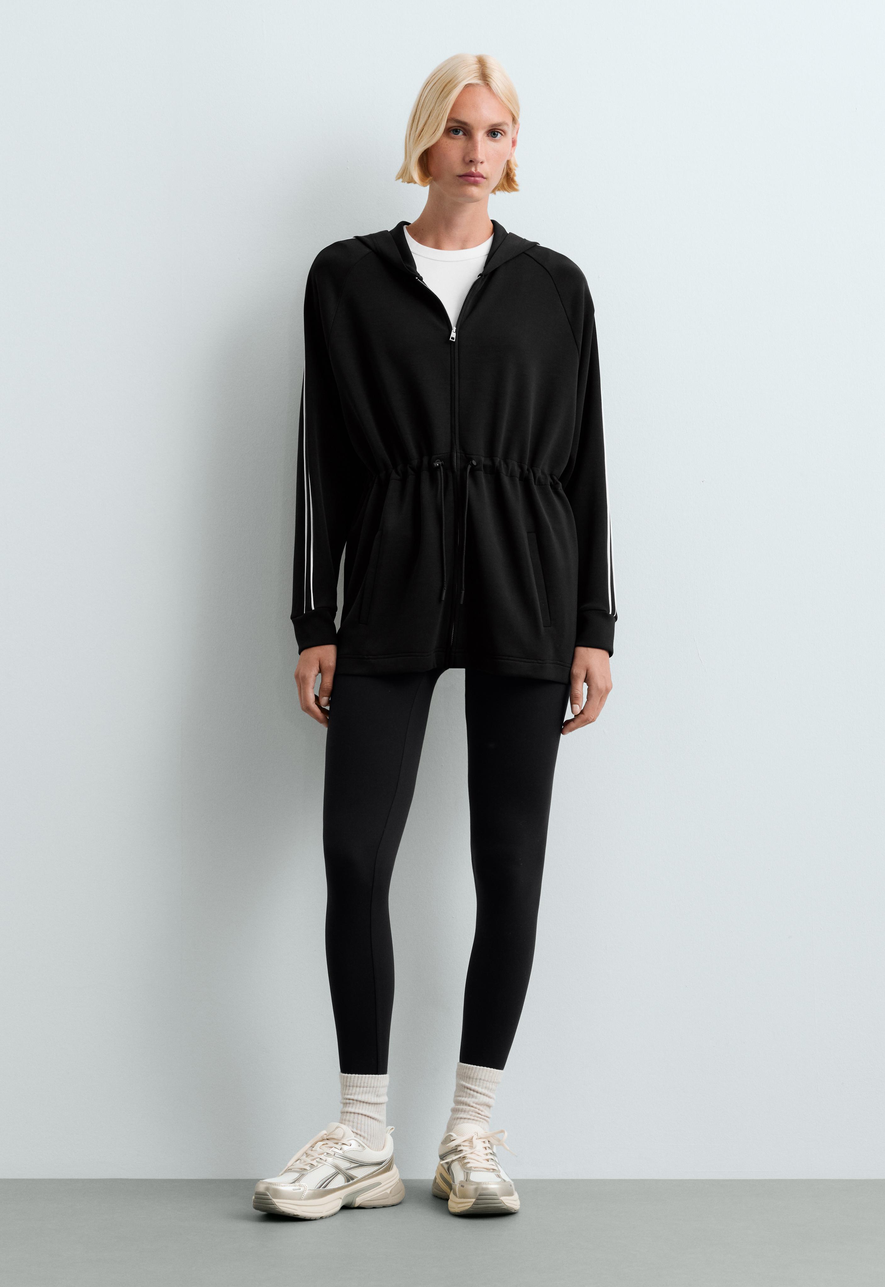 Chaqueta larga capucha modal Chaqueta larga capucha modal