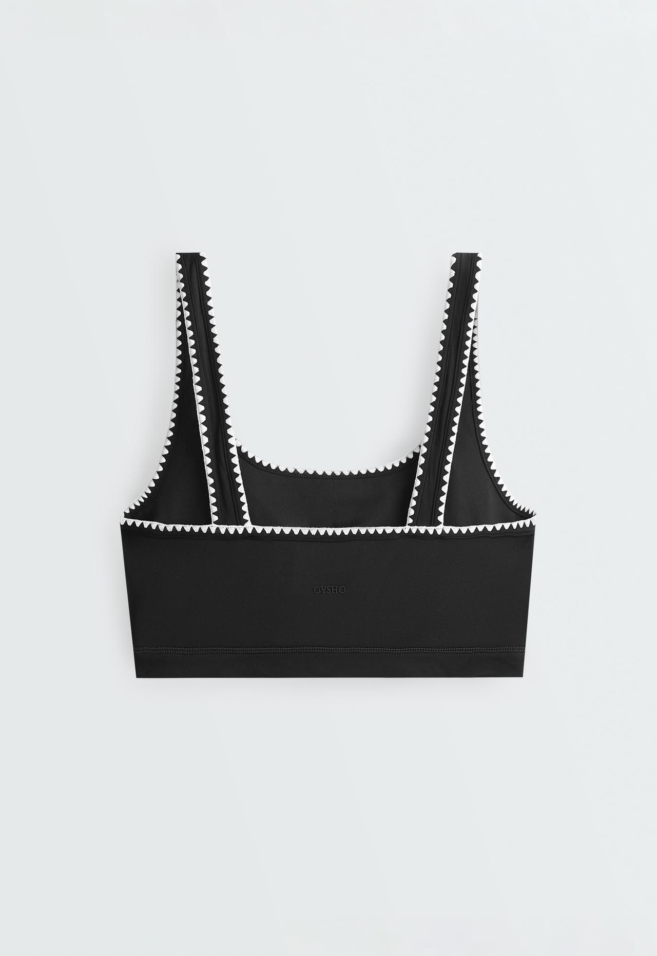 Medium-support Comfortlux sports bra with contrast seams — BLACK