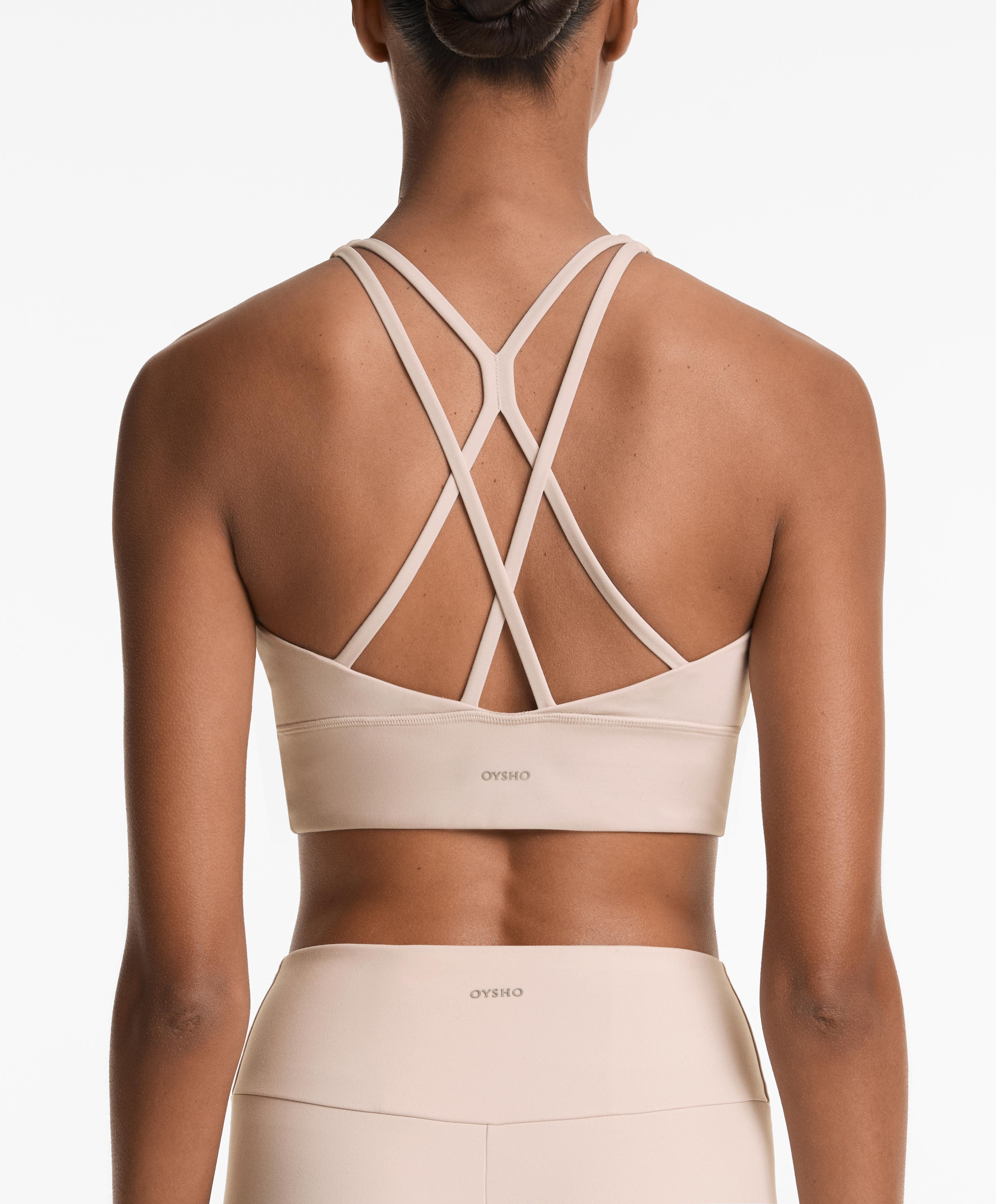 Medium-support comfortlux sports bra with cups