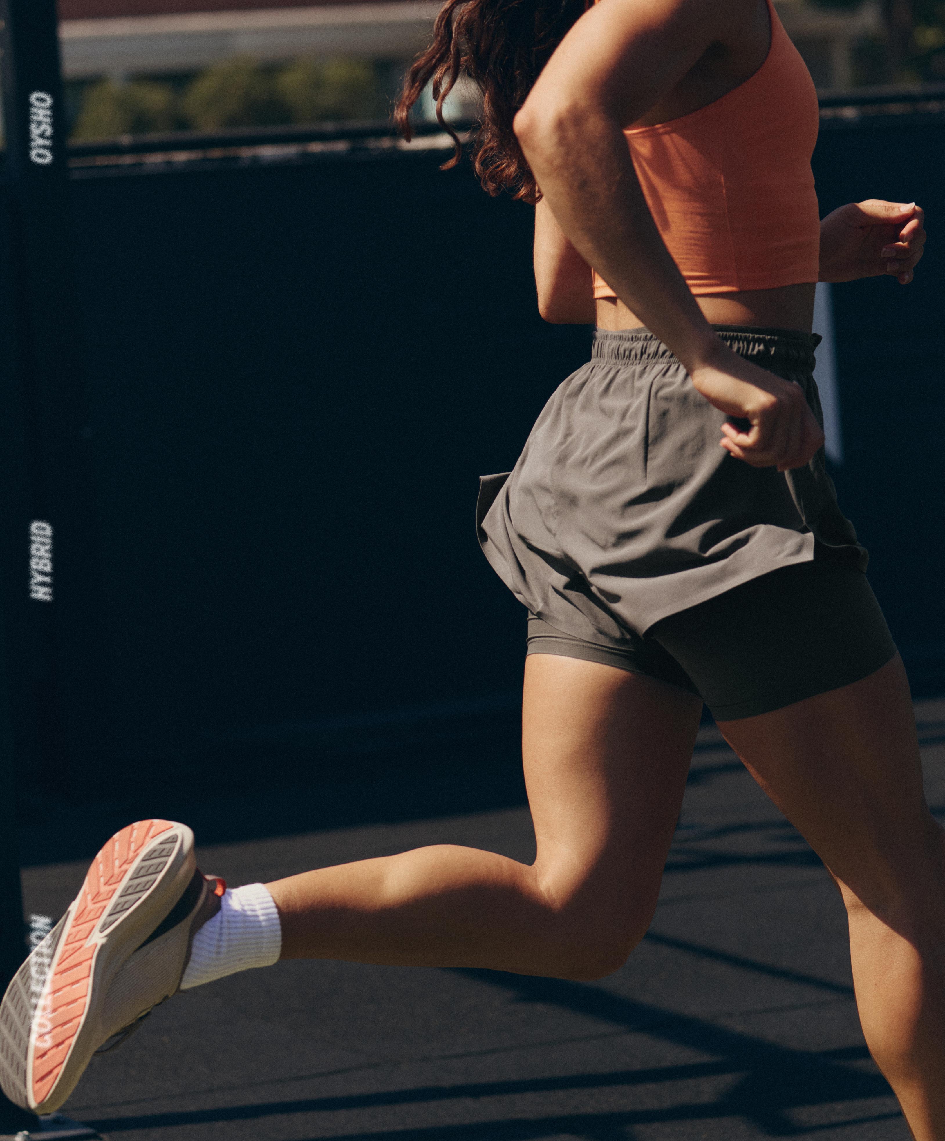 Mid rise 2-in-1 technical shorts — CHARCOAL GREY