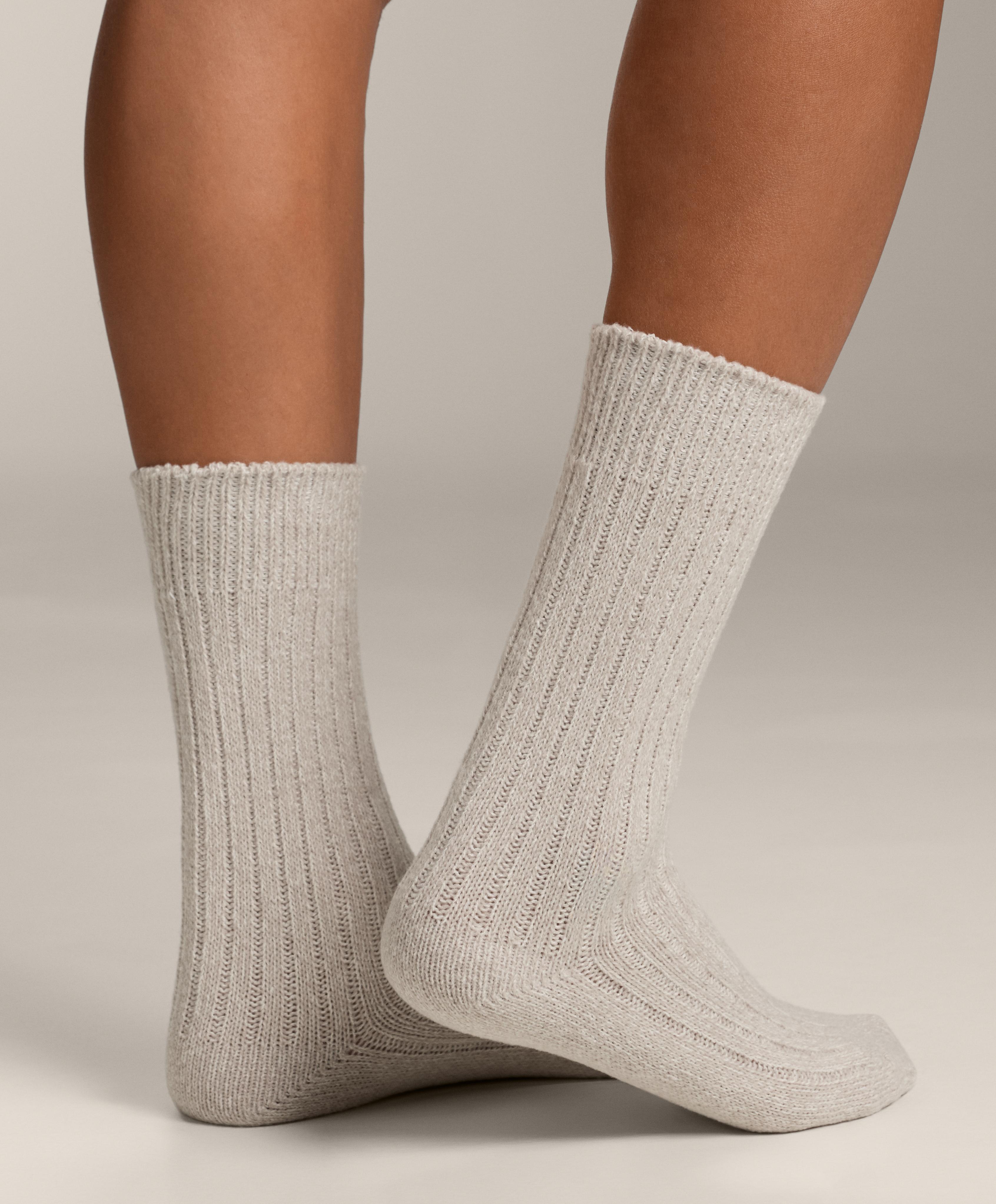 2 Pairs of Classic Ribbed Socks — ECRU