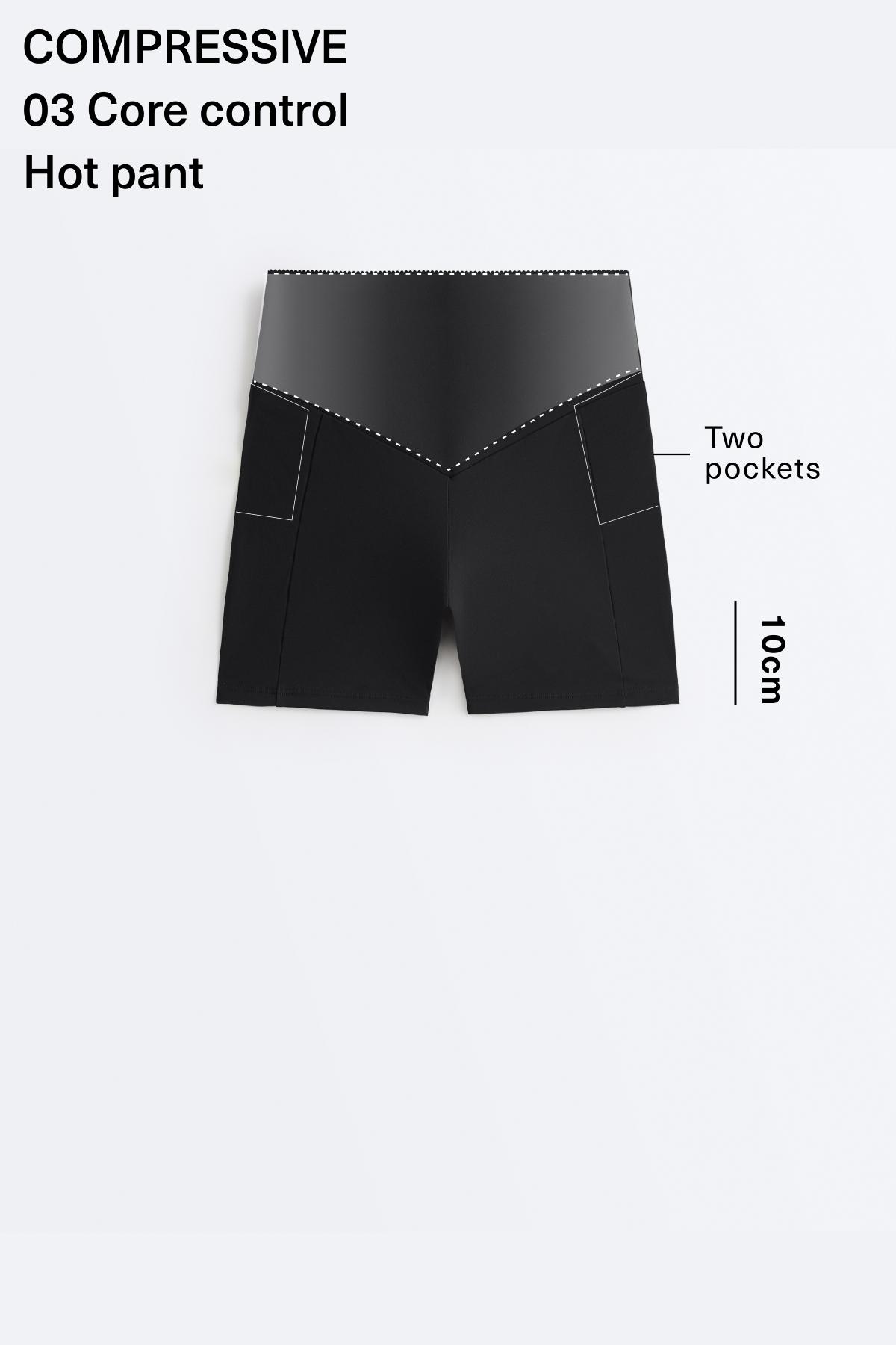 Compressive high-rise pocket 10cm hot pants — BLACK