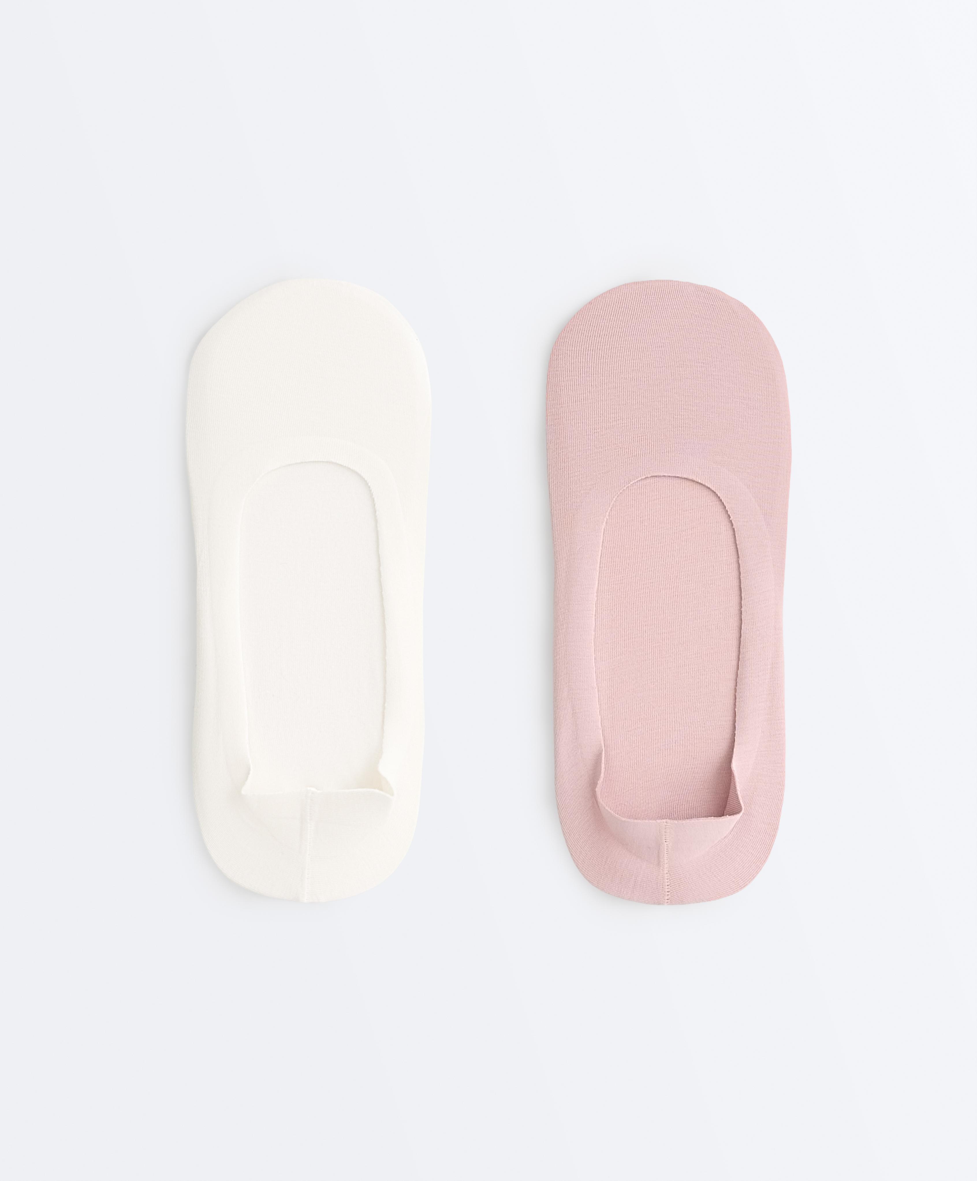 2 pairs of medium cut ribbed cotton blend invisible socks