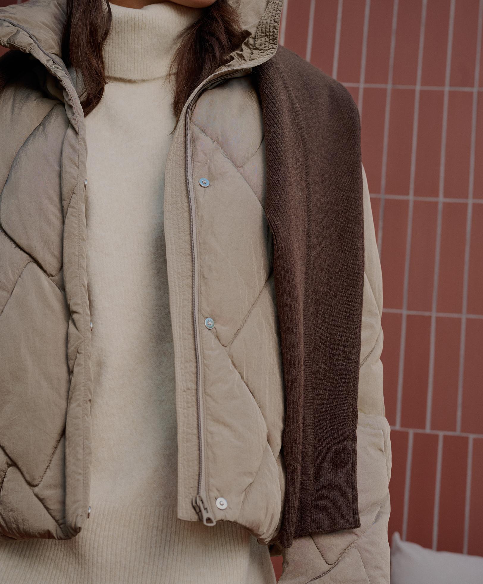 Primaloft® water-repellent padded jacket