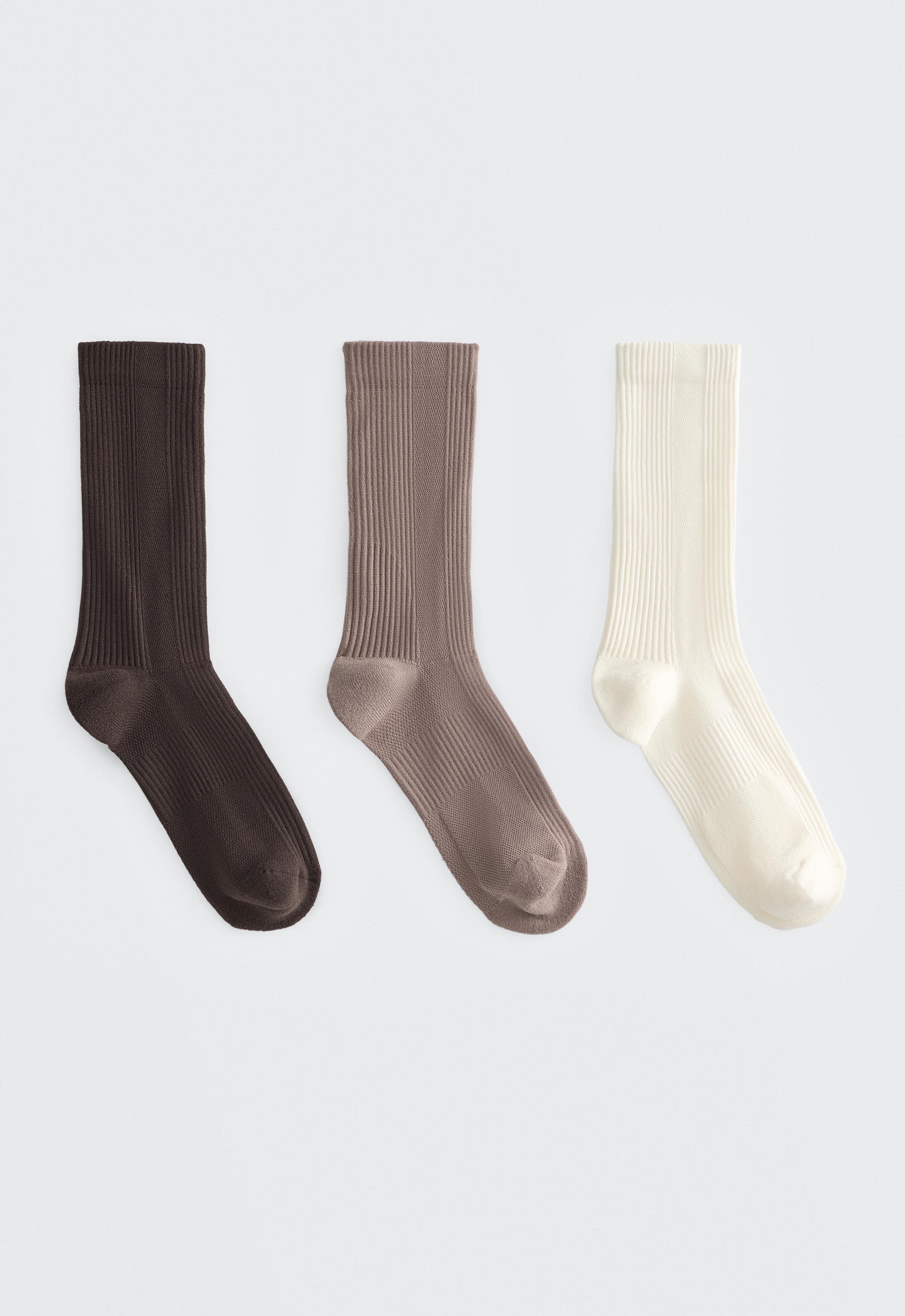 3 pairs of polyamide blend classic sports socks
