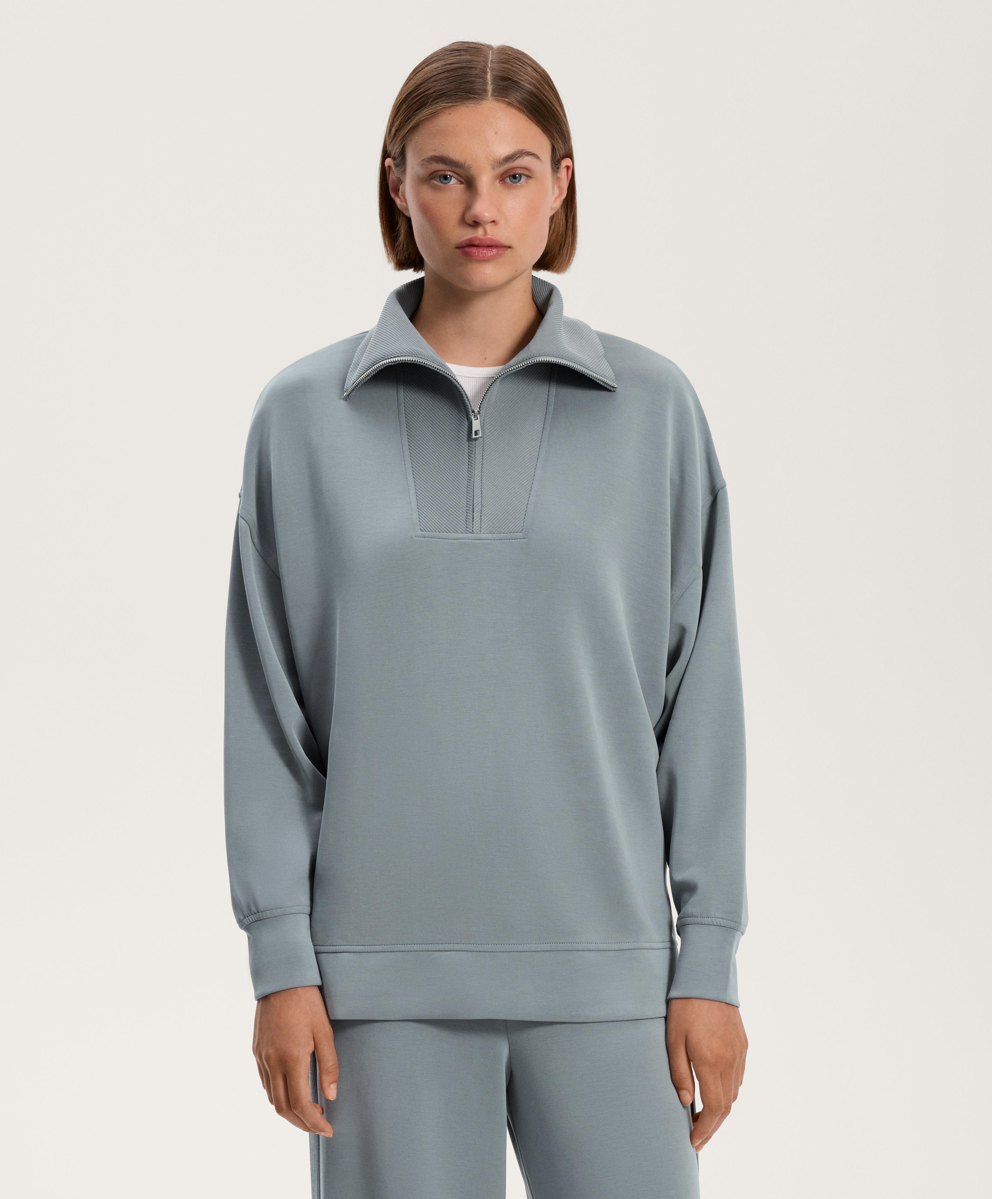 Sweat long à col montant avec modal au toucher doux
