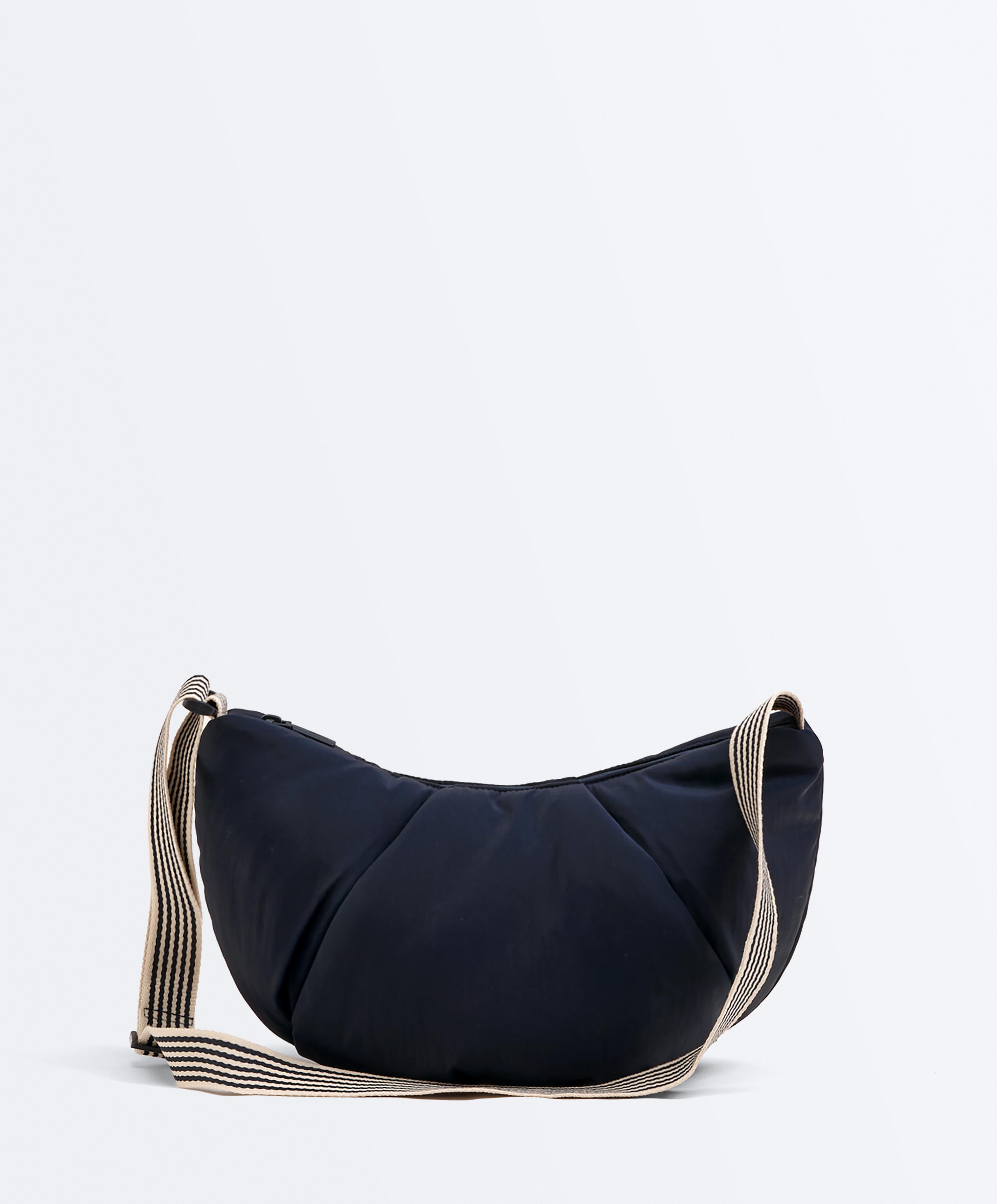 حقيبة كروس بودي مبطنة حقيبة كروس بودي مبطنة