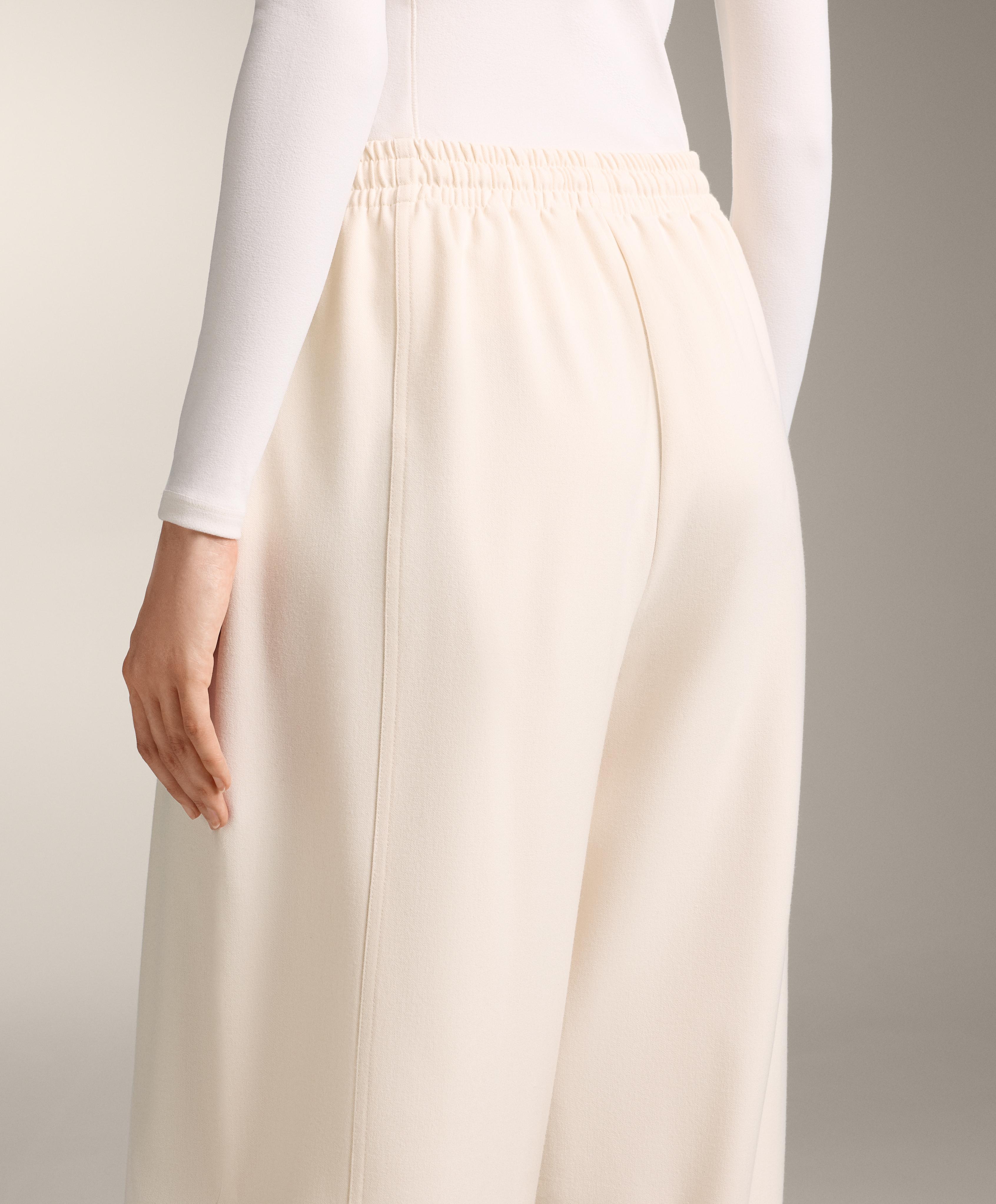 Брюки свободного кроя из плотной ткани - Распродажа