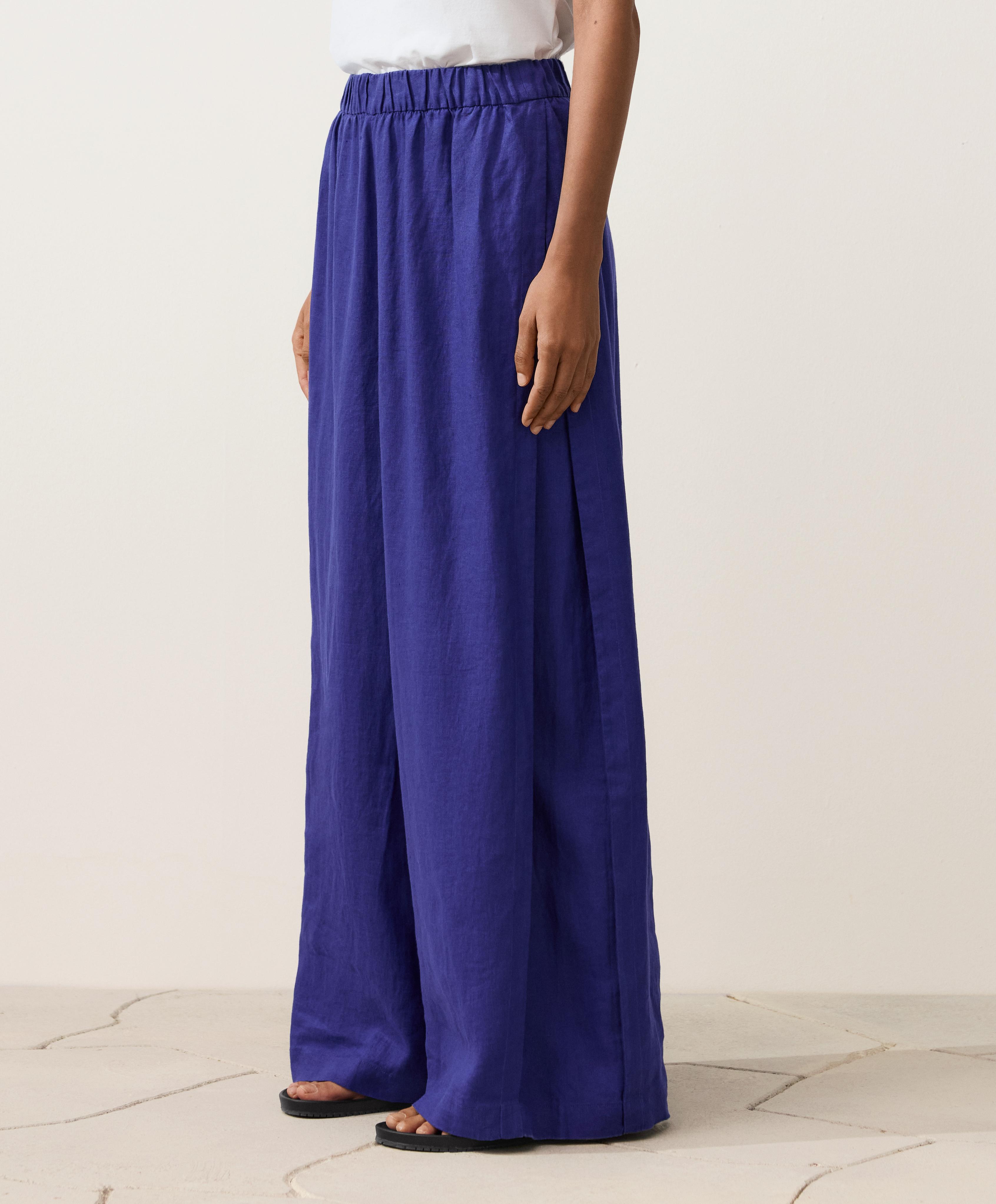 100% linen wide-leg trousers with side pleat — COBALT