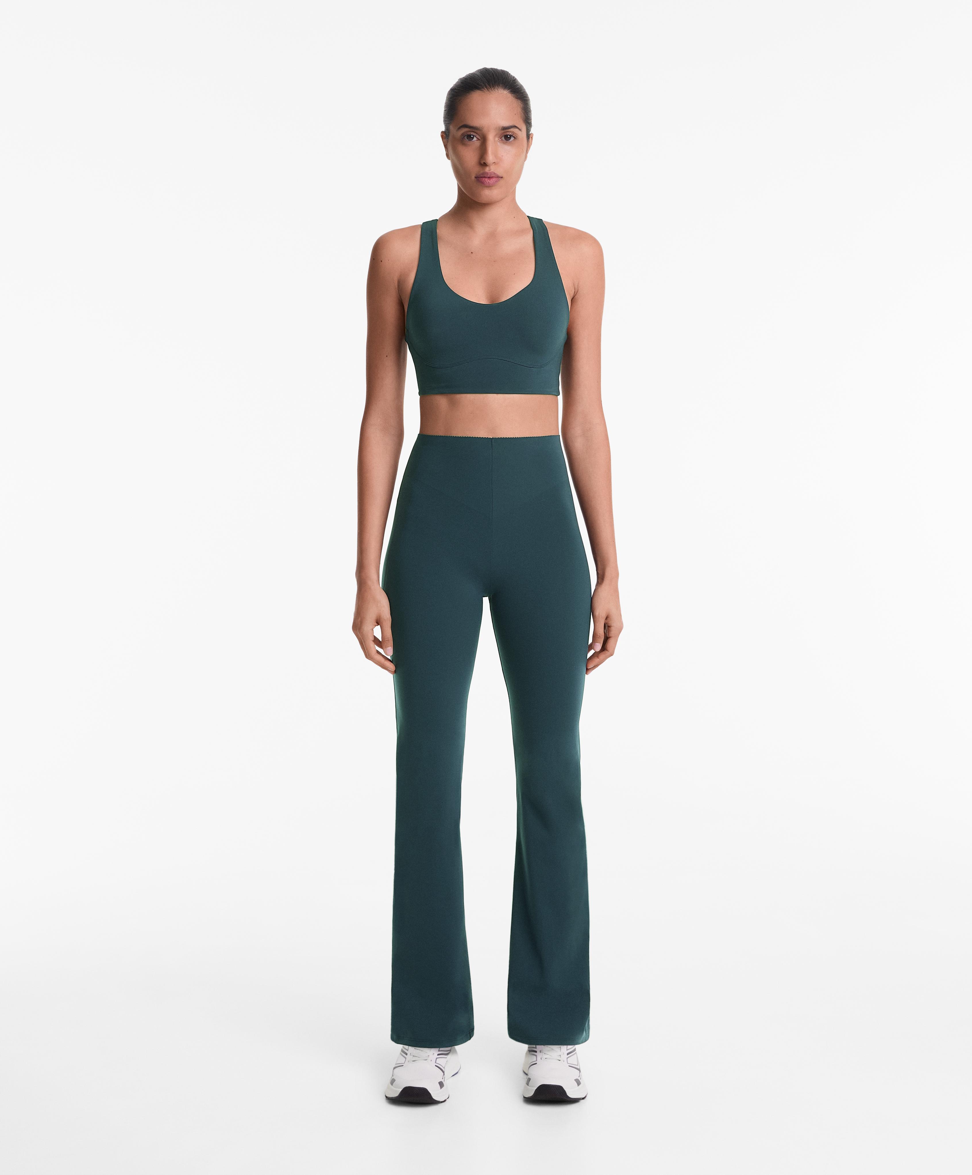 Pantalon flare high rise Compressive raise up Pantalon flare high rise Compressive raise up