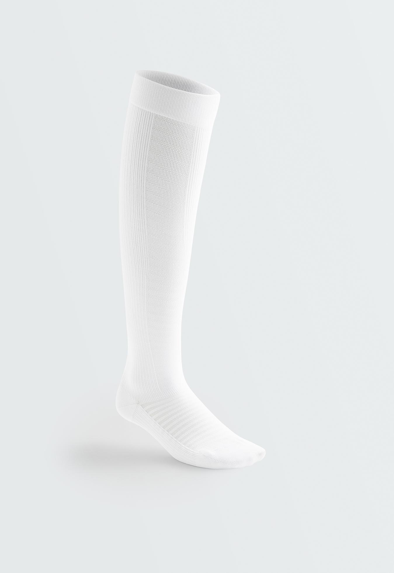 Kniehohe Socken aus Polyamid-Mischgewebe Kniehohe Socken aus Polyamid-Mischgewebe