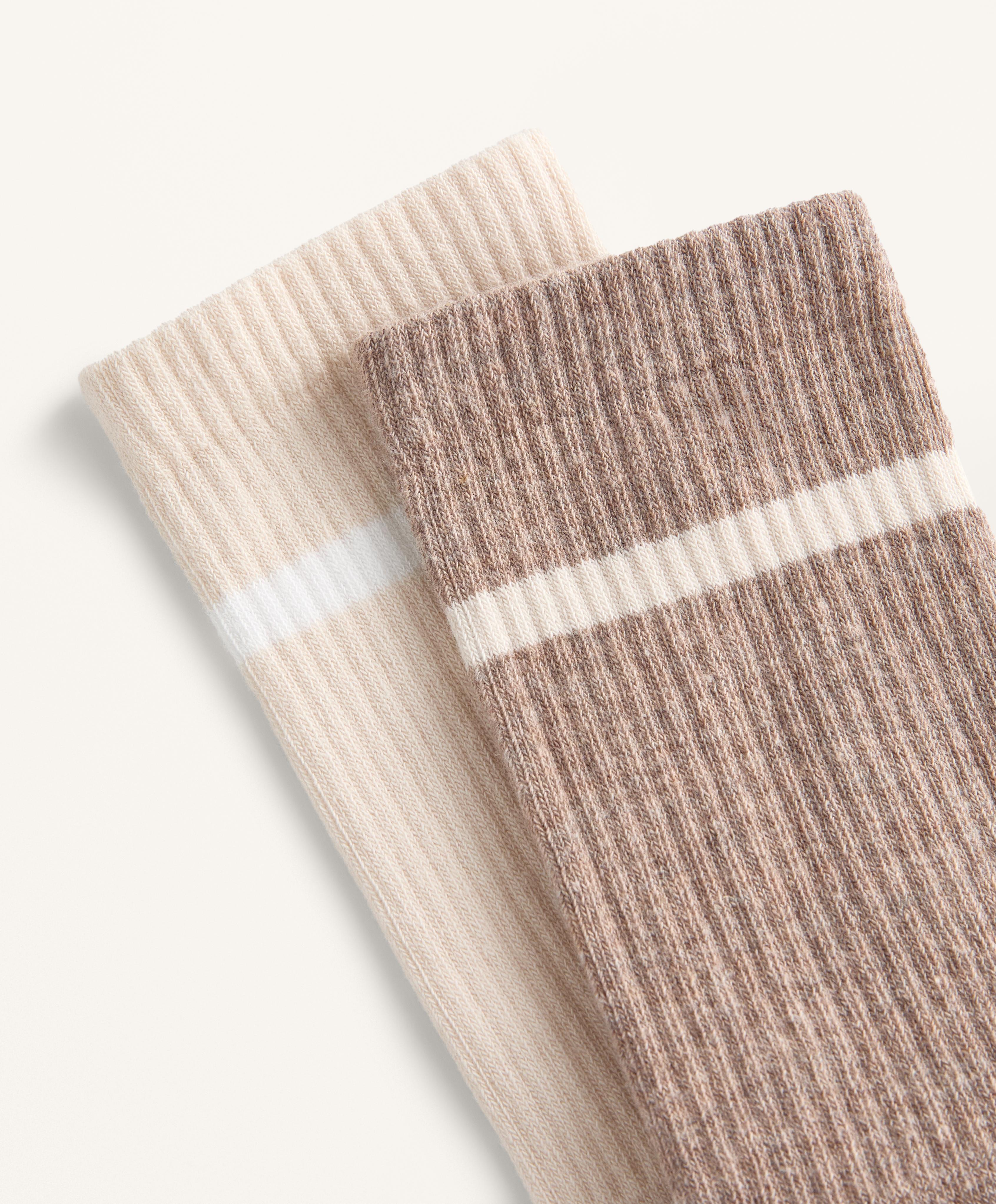 2 pairs of classic yoga and Pilates cotton blend socks