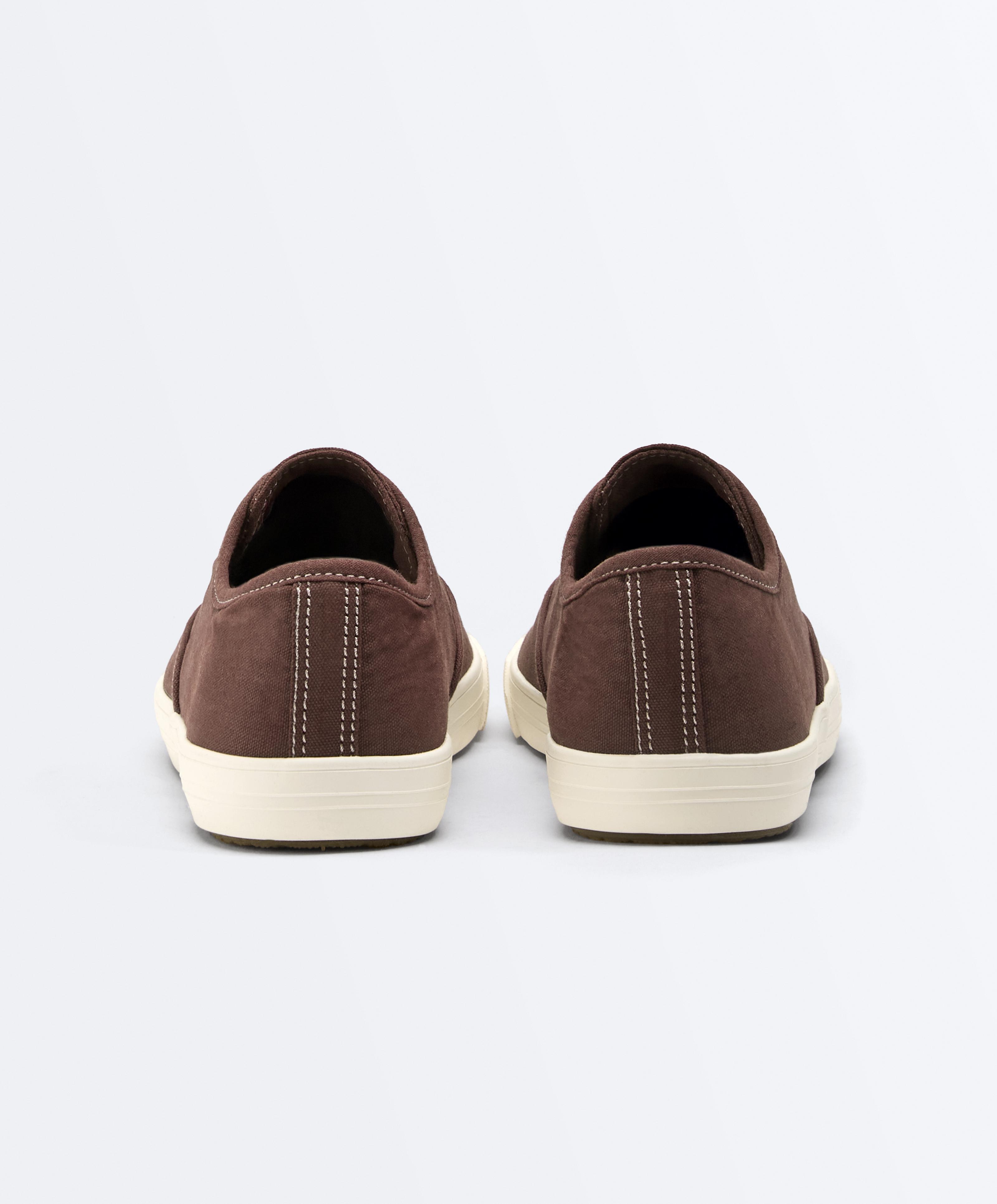 Canvas trainers — BROWN
