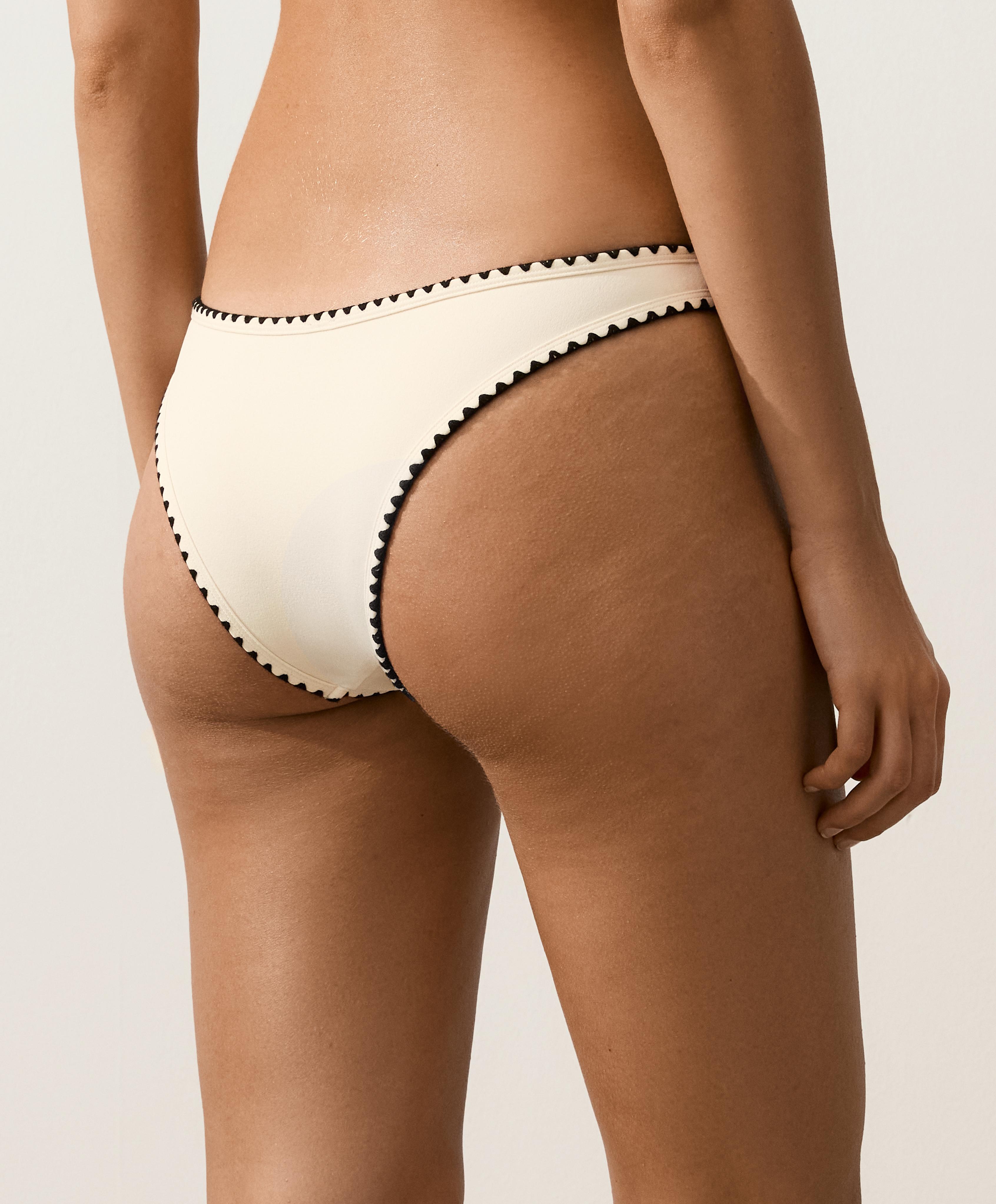 Contrast stitch U-cut medium-coverage bikini briefs — PALE ECRU