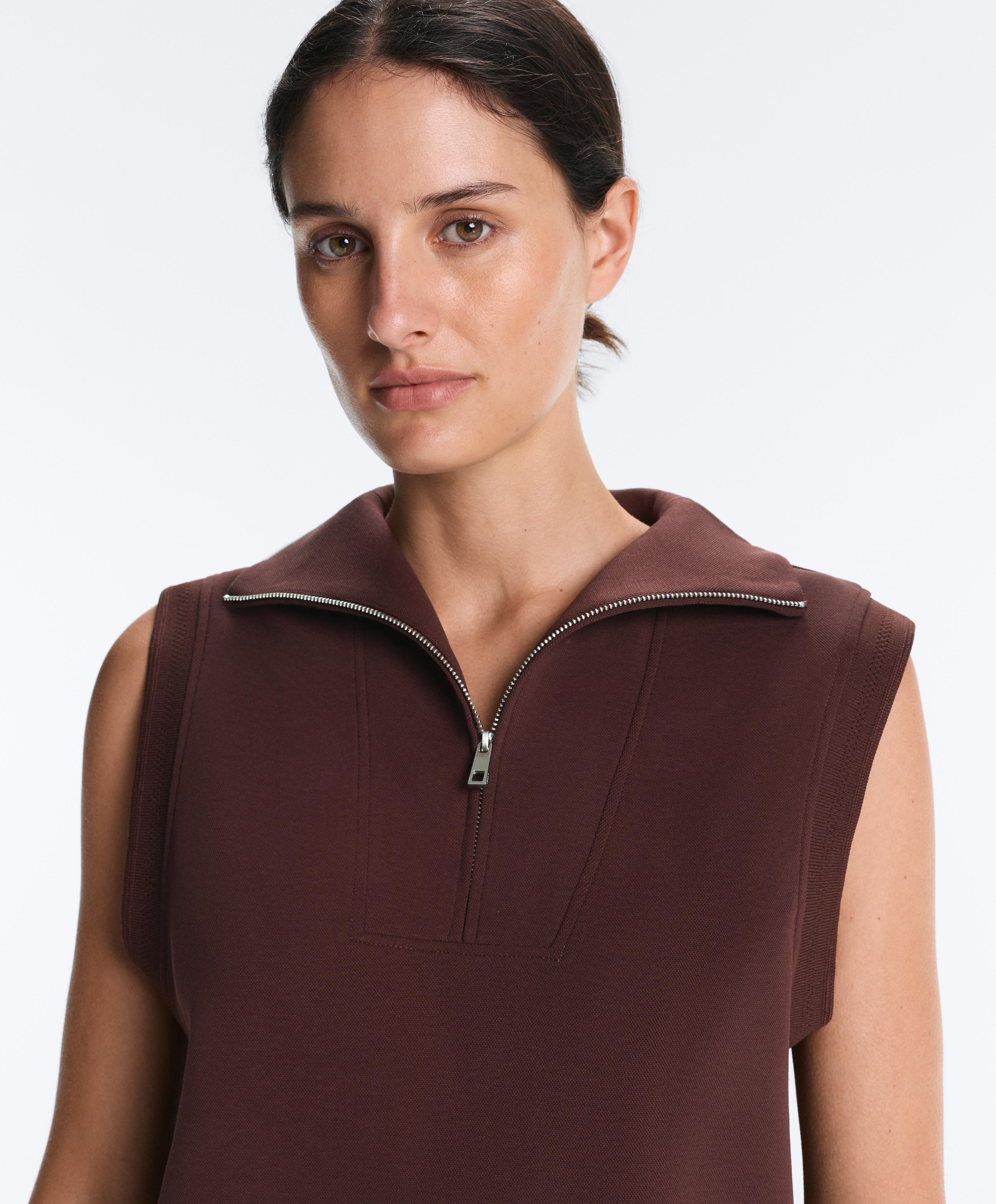 Cotton piqué sleeveless vest — CHOCOLATE