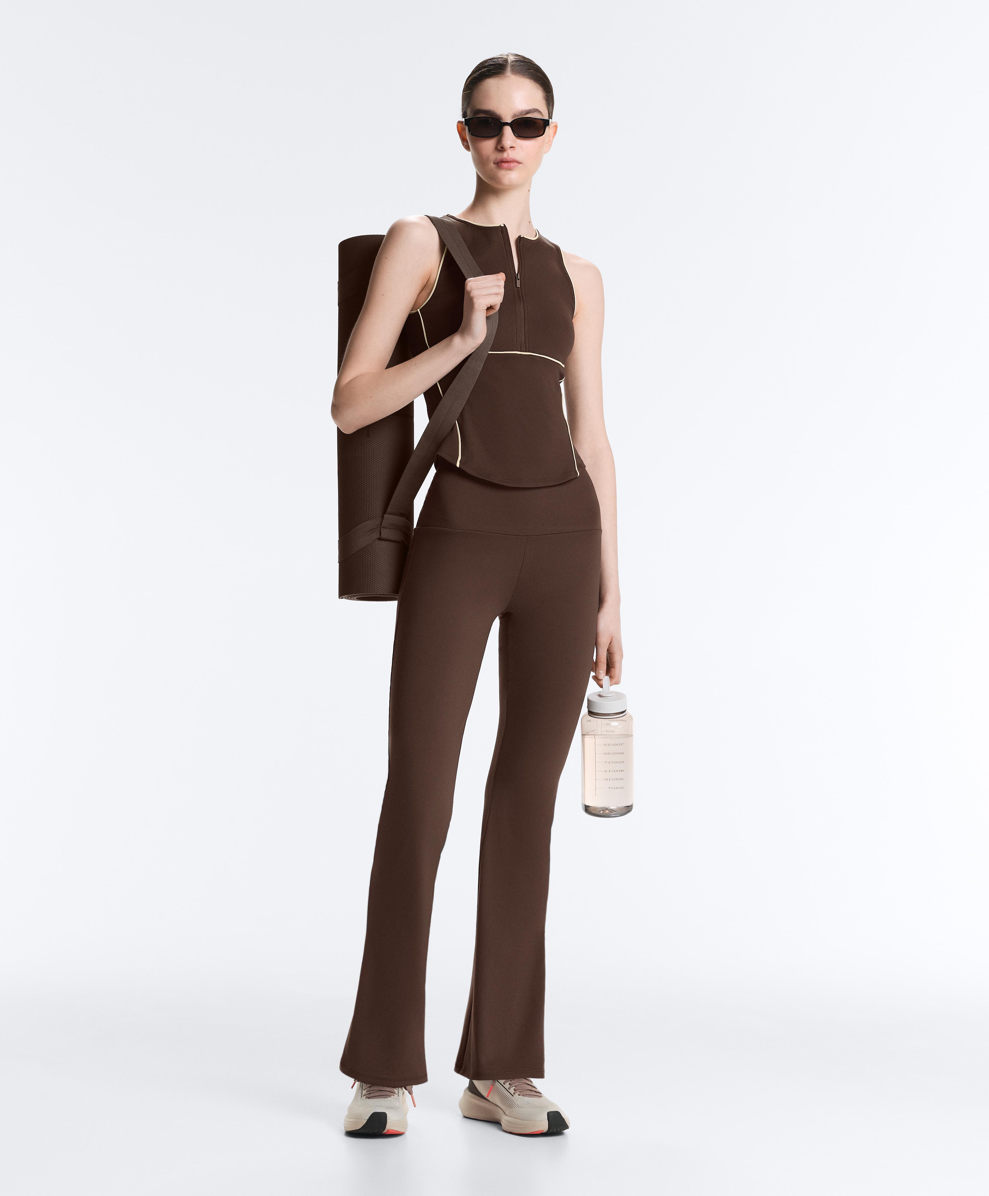 Half-zip sleeveless top — BROWN