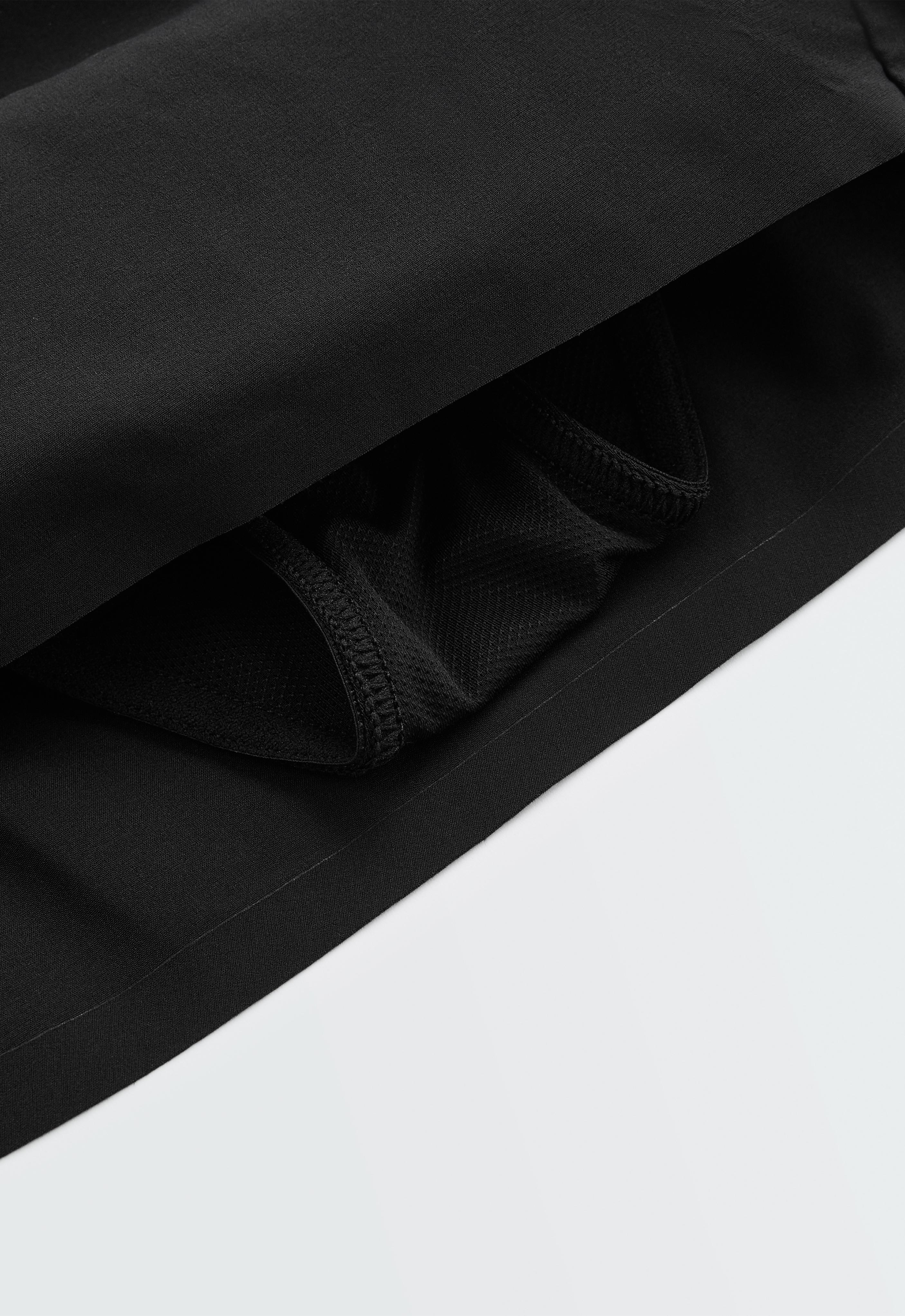 6cm low-rise technical shorts — BLACK