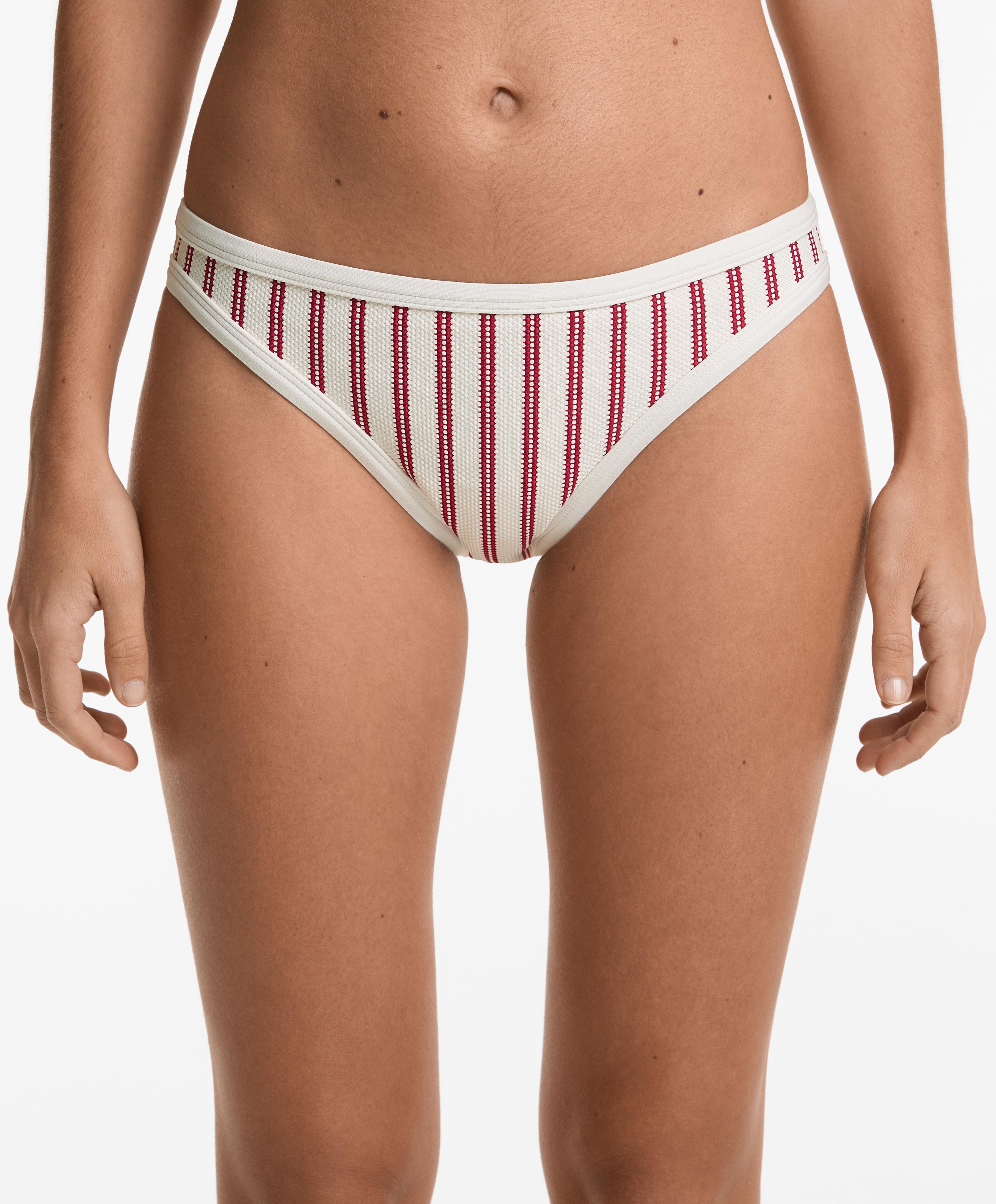 Bas de bikini classique à rayures structure passepoils Bas de bikini classique à rayures structure passepoils