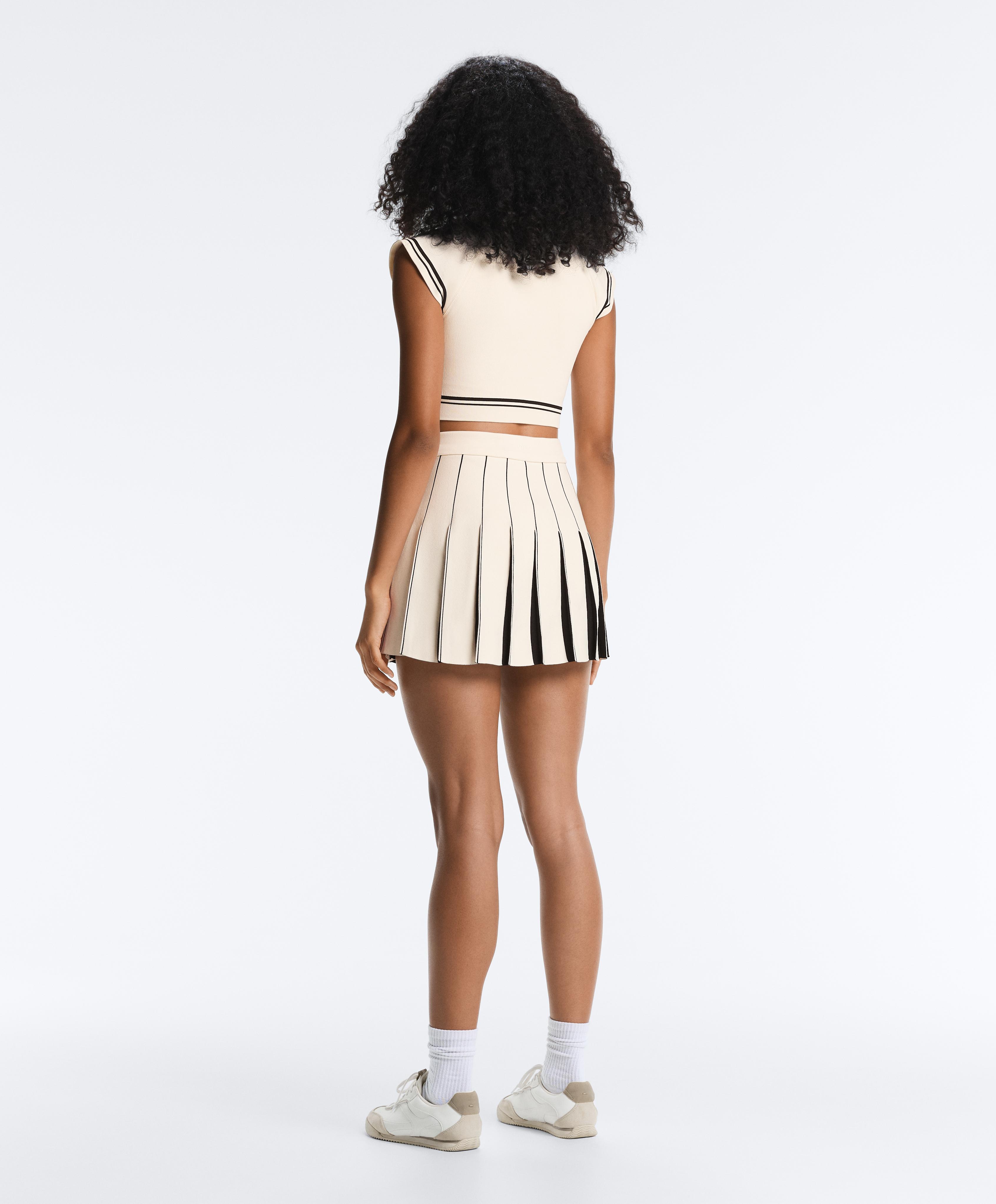 Seamless short-sleeved T-shirt — PALE ECRU