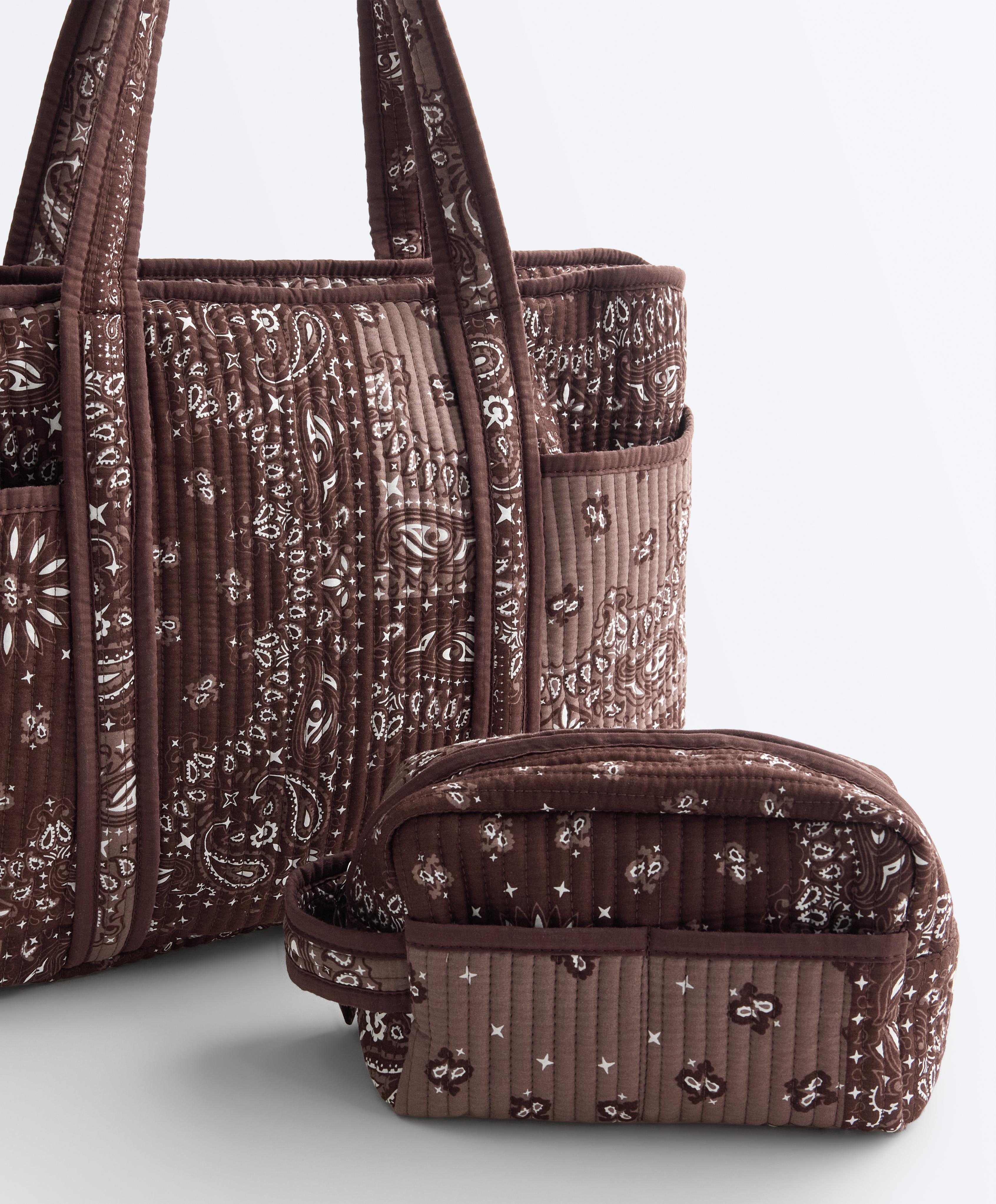 Gesteppte Kulturtasche Gesteppte Kulturtasche