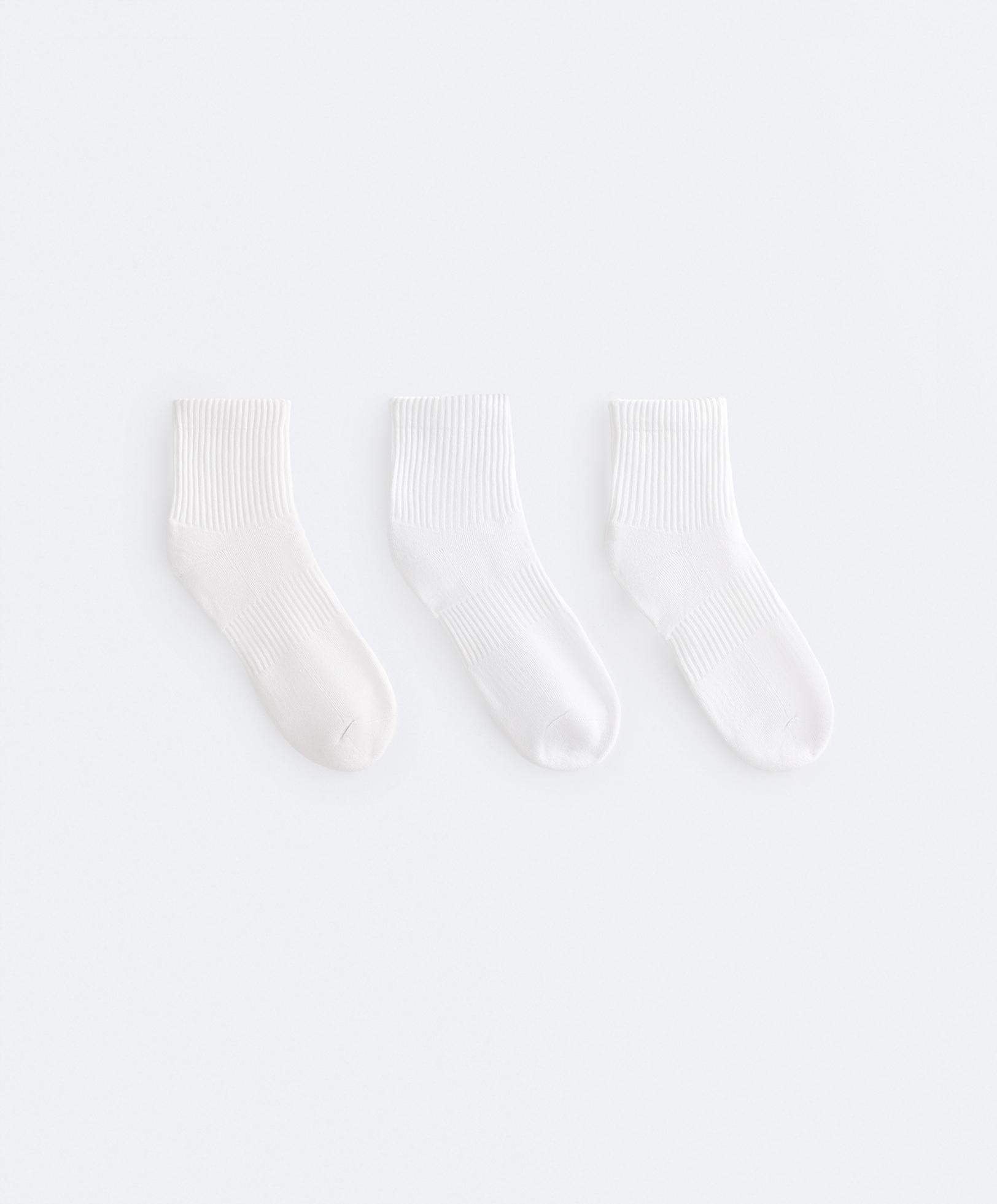 3 pairs of cotton blend quarter sports socks — WHITE