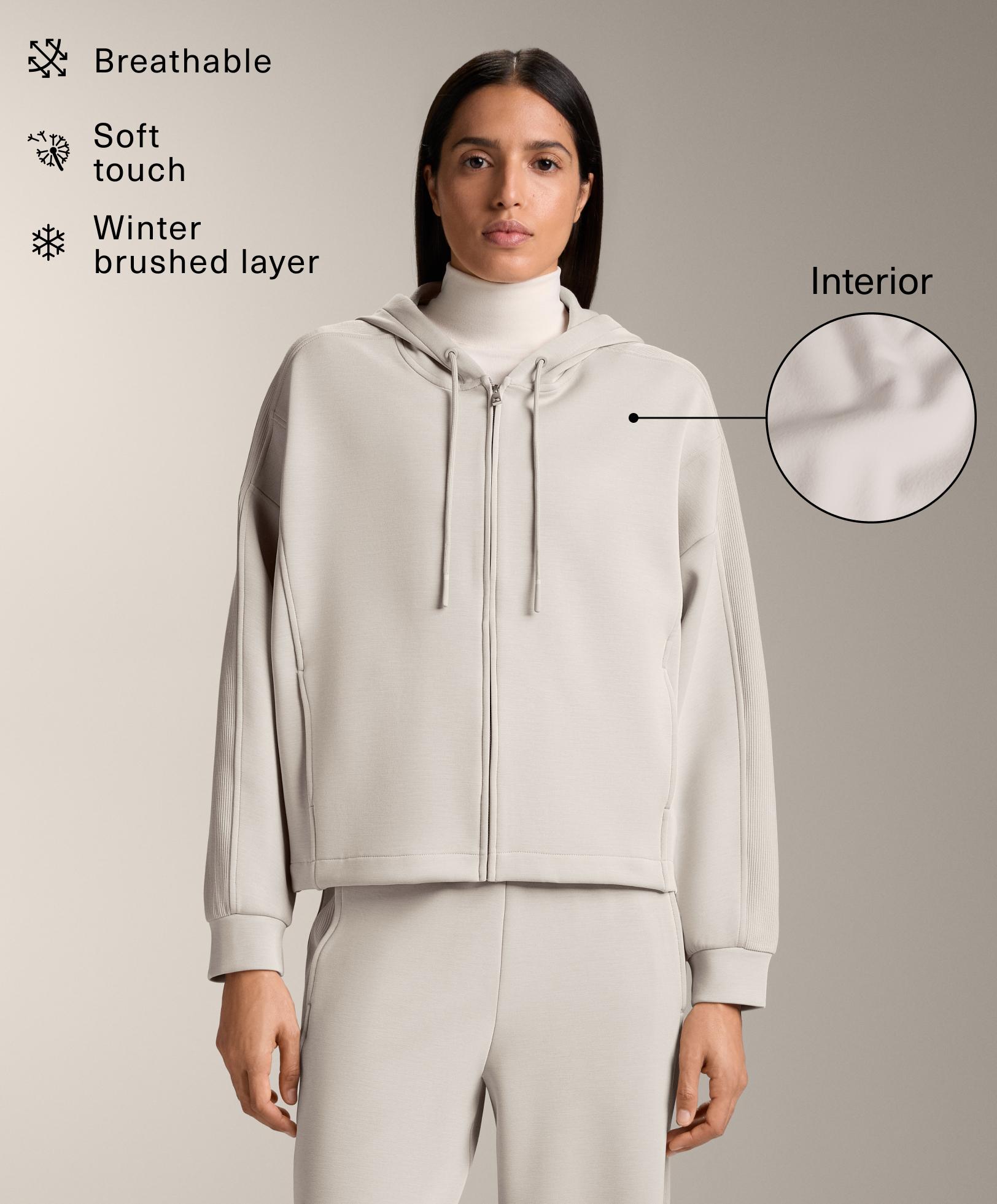 Дуксер со качулка со ребрести детали од четкан модал Дуксер со качулка со ребрести детали од четкан модал