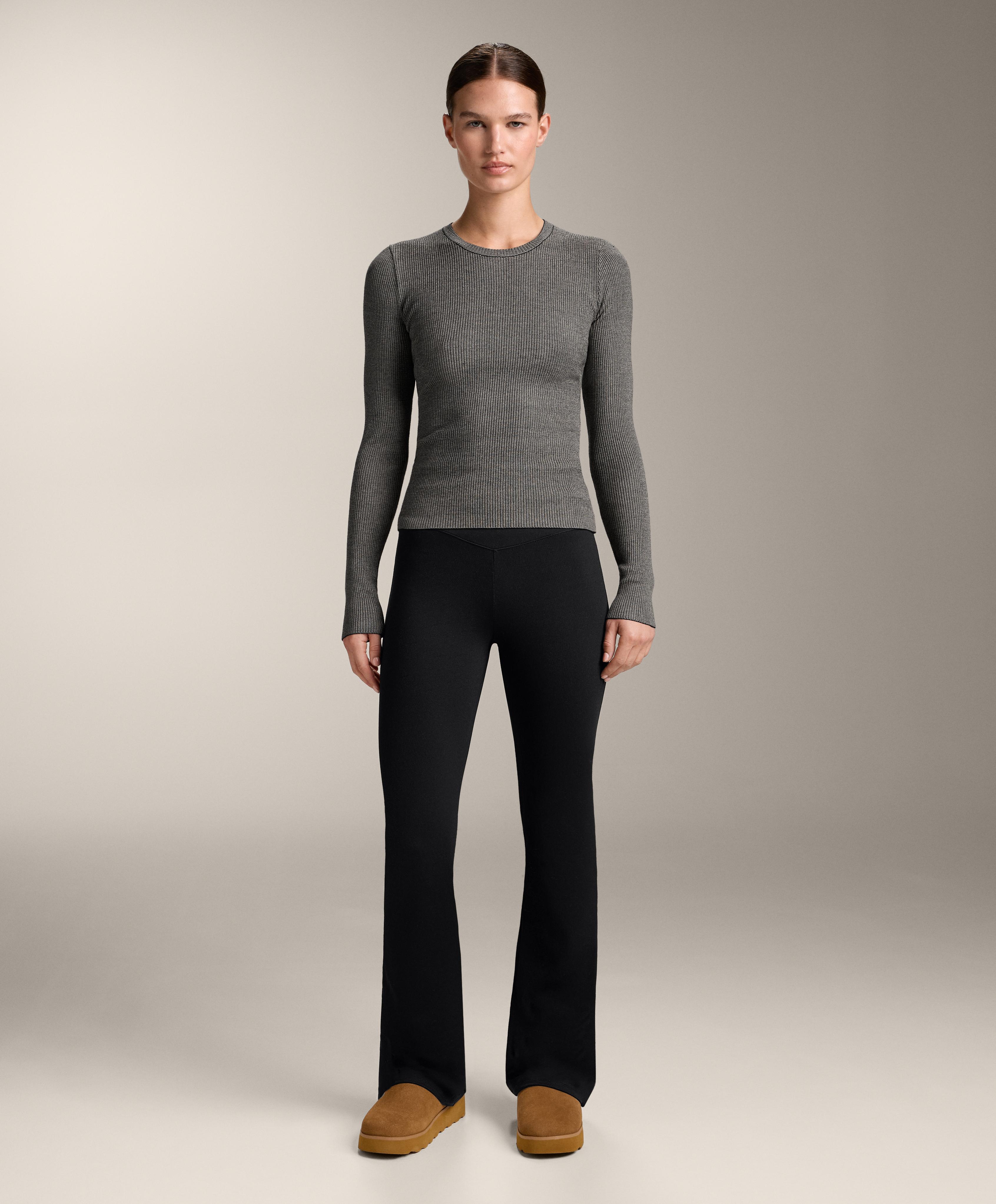 Textured knit base layer T-shirt — BLACK