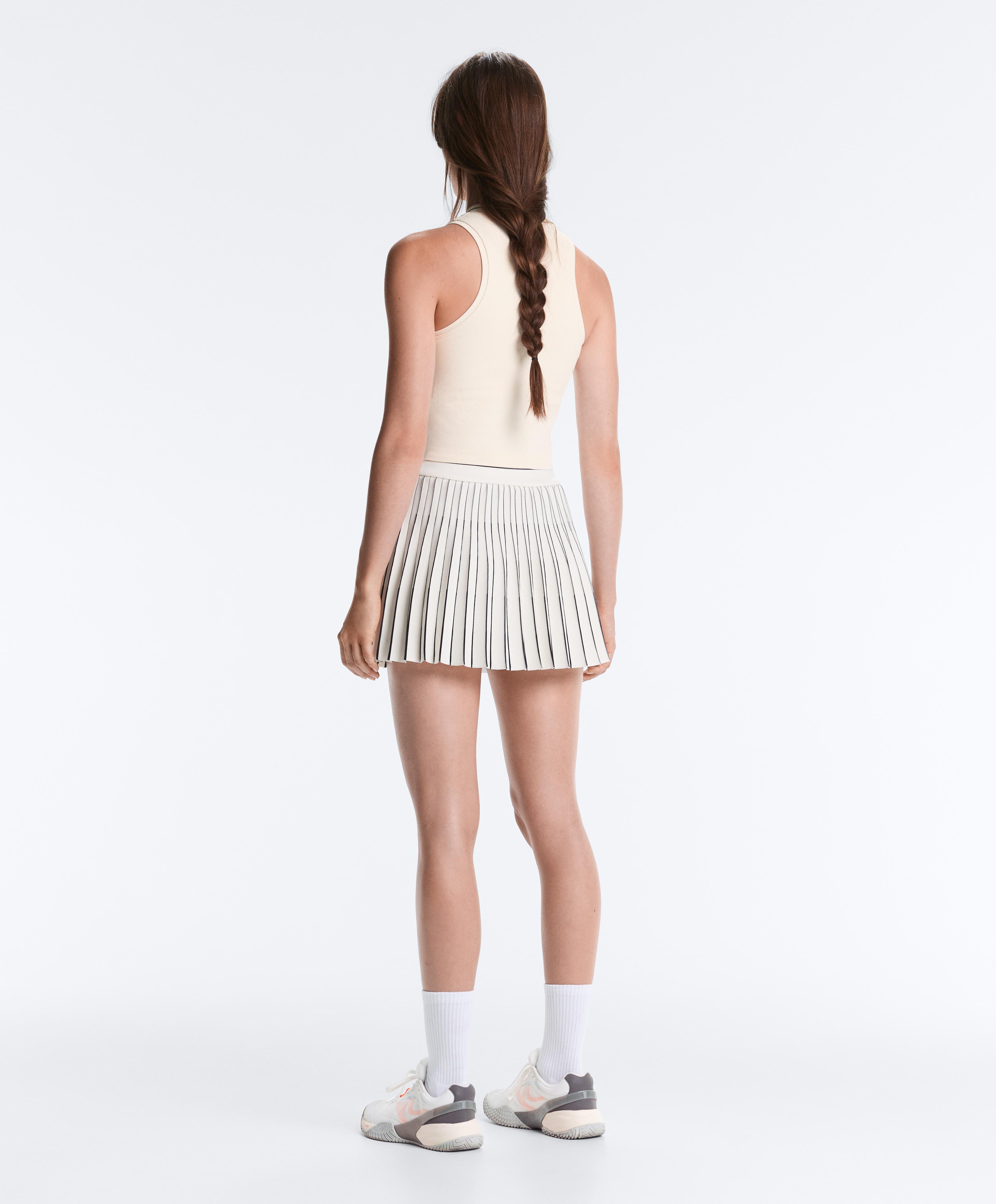 Sleeveless seamless half-zip tank top — PALE ECRU