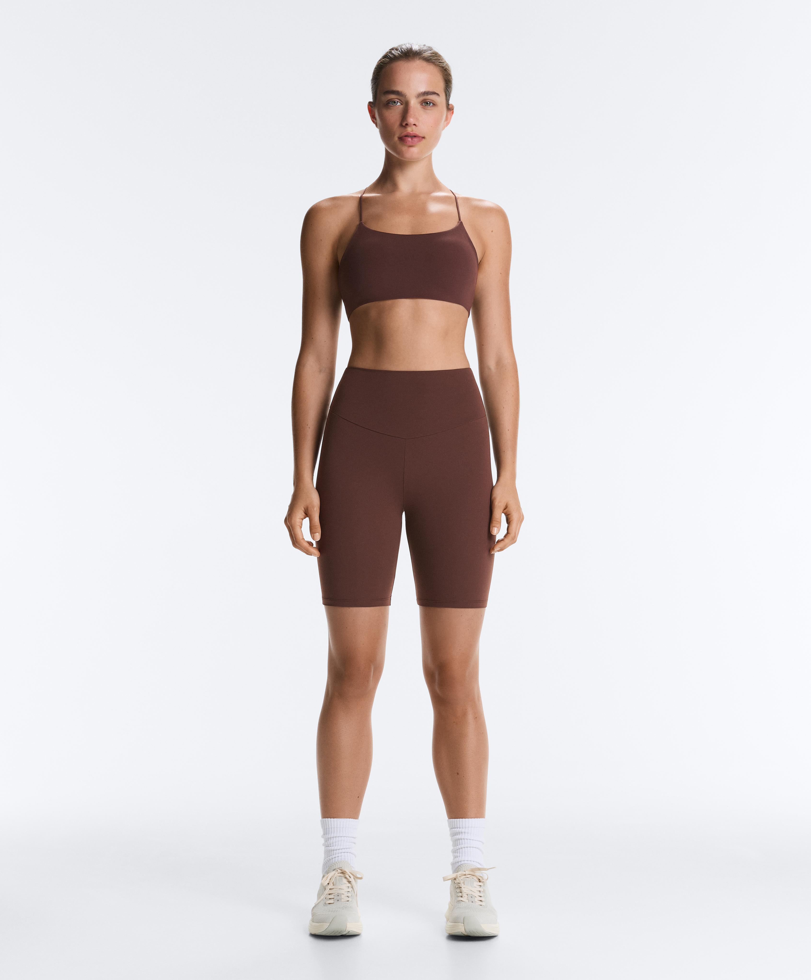 Low-support Comfortlux crossover sports bra — CHOCOLATE