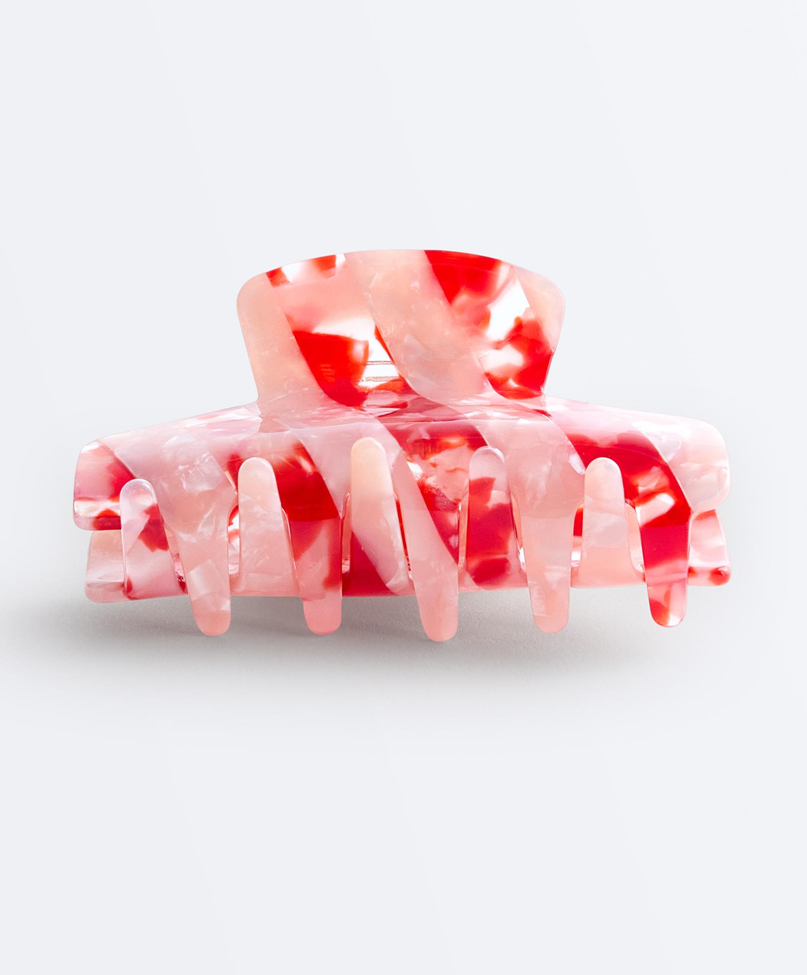 Mixed-stripe hair claw — CORAL RED