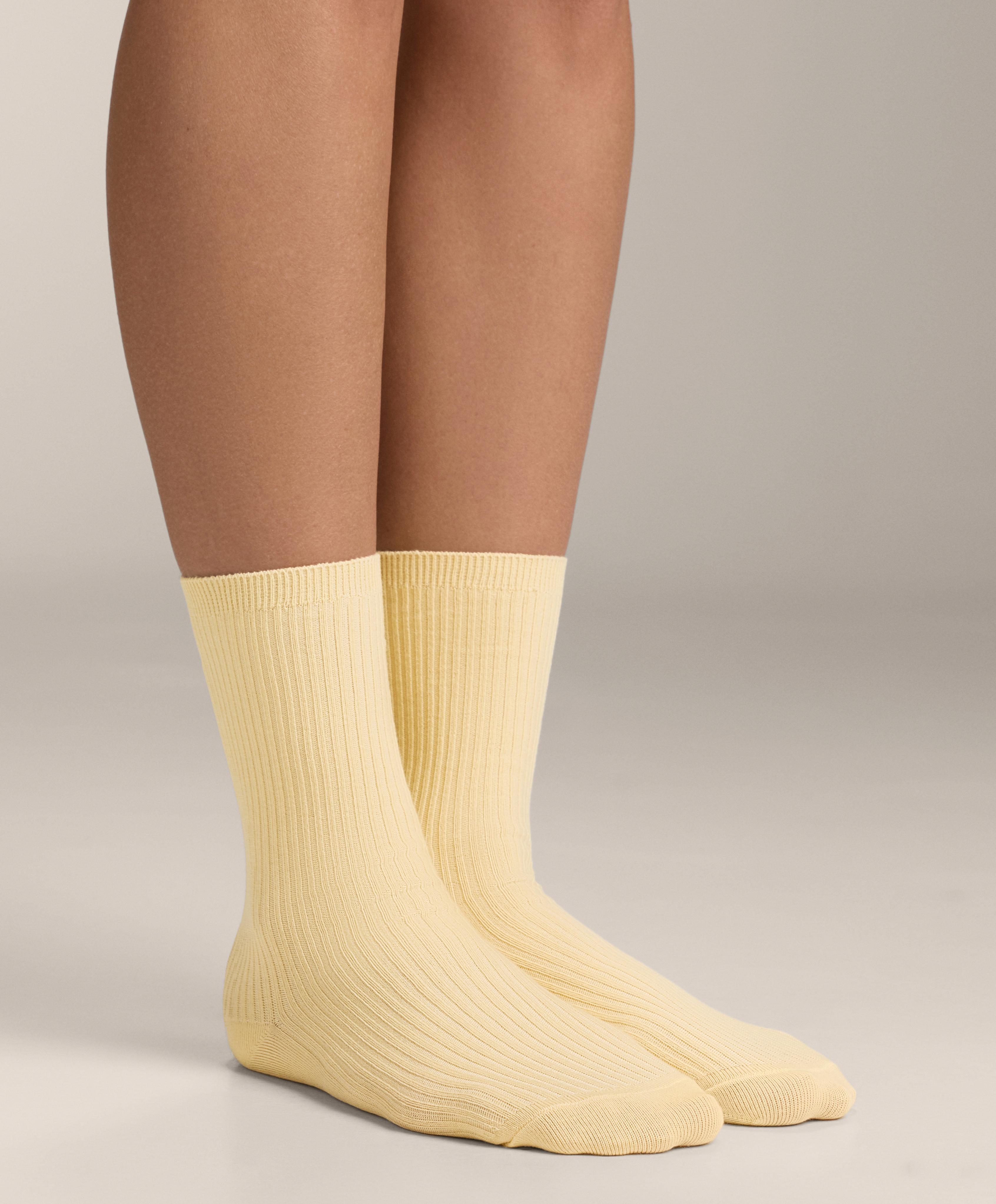 5 pairs of cotton blend classic socks — PALE YELLOW
