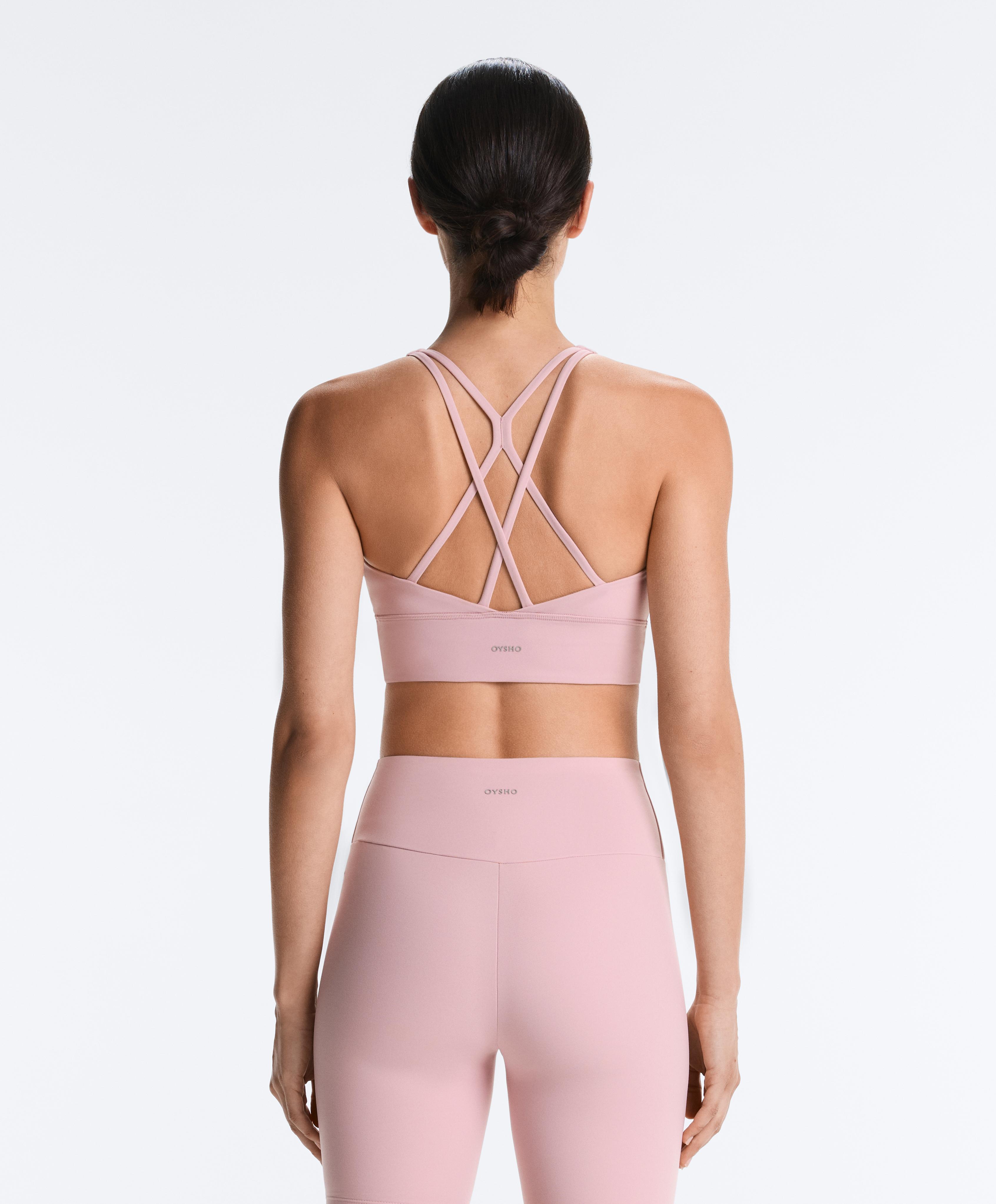 Medium-support Comfortlux sports bra with cups