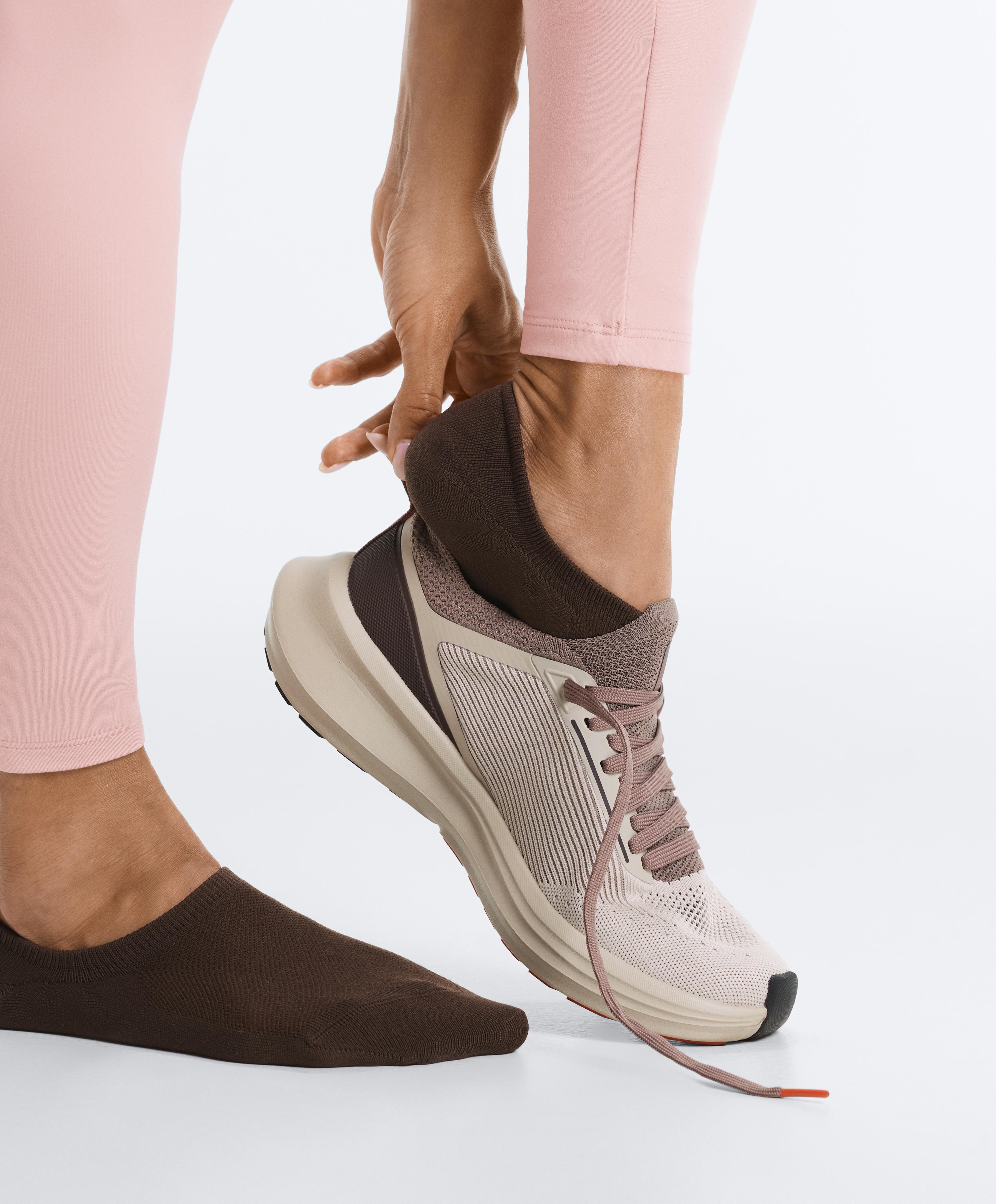 3 pairs of high-cut invisible polyamide blend sports socks — BROWN
