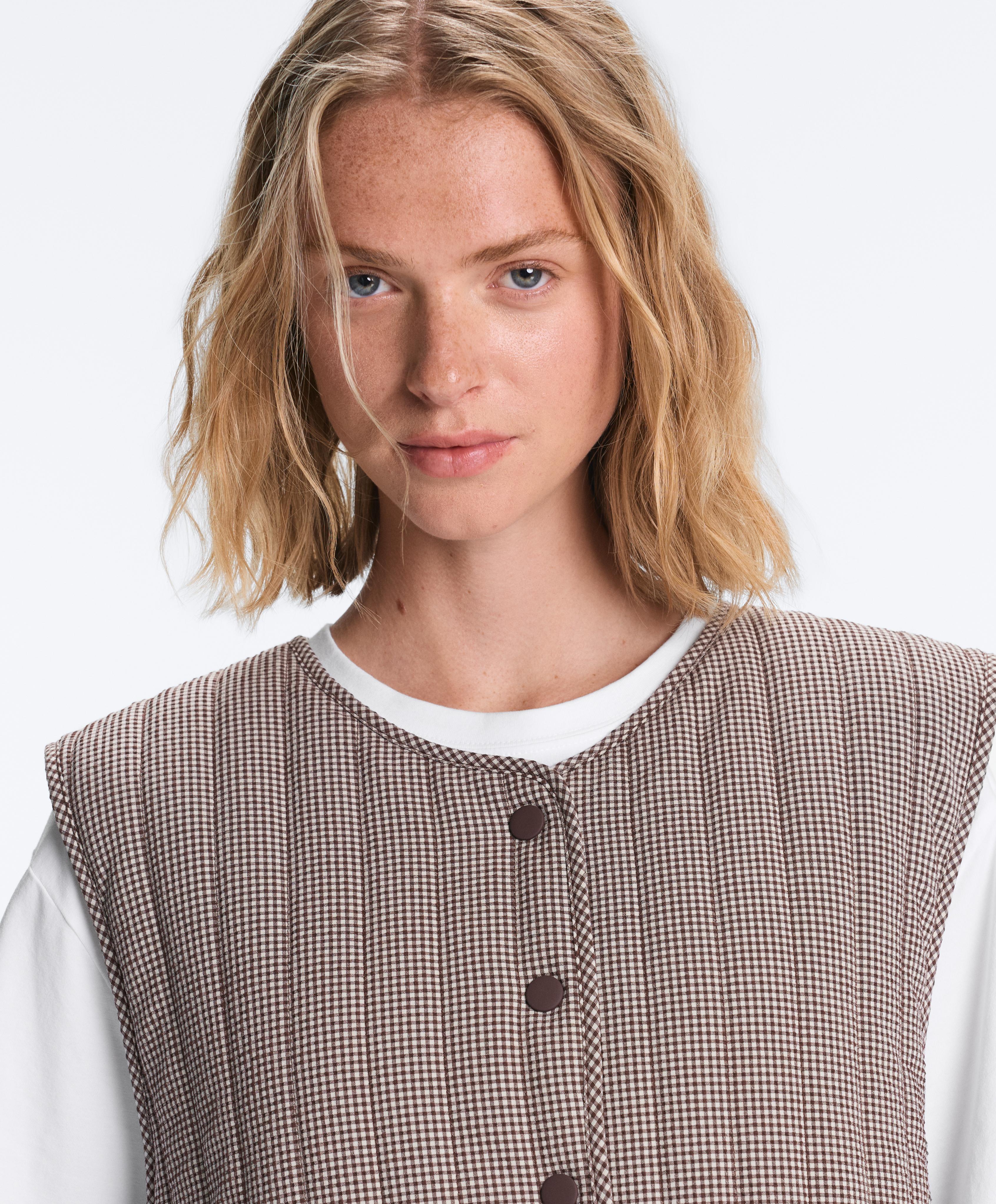 Gingham quilted gilet — MID-BROWN