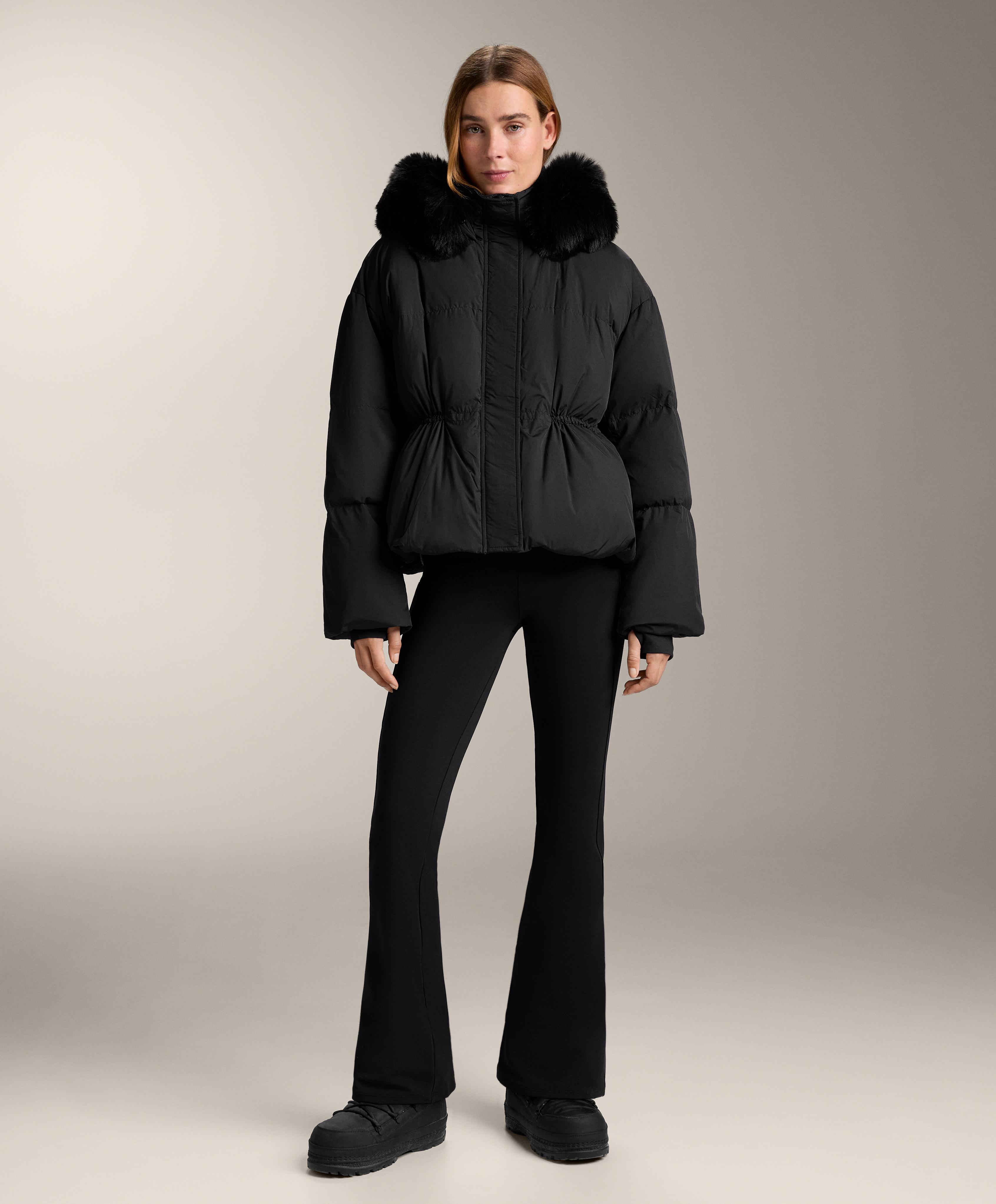 Short 100% down padded jacket — BLACK