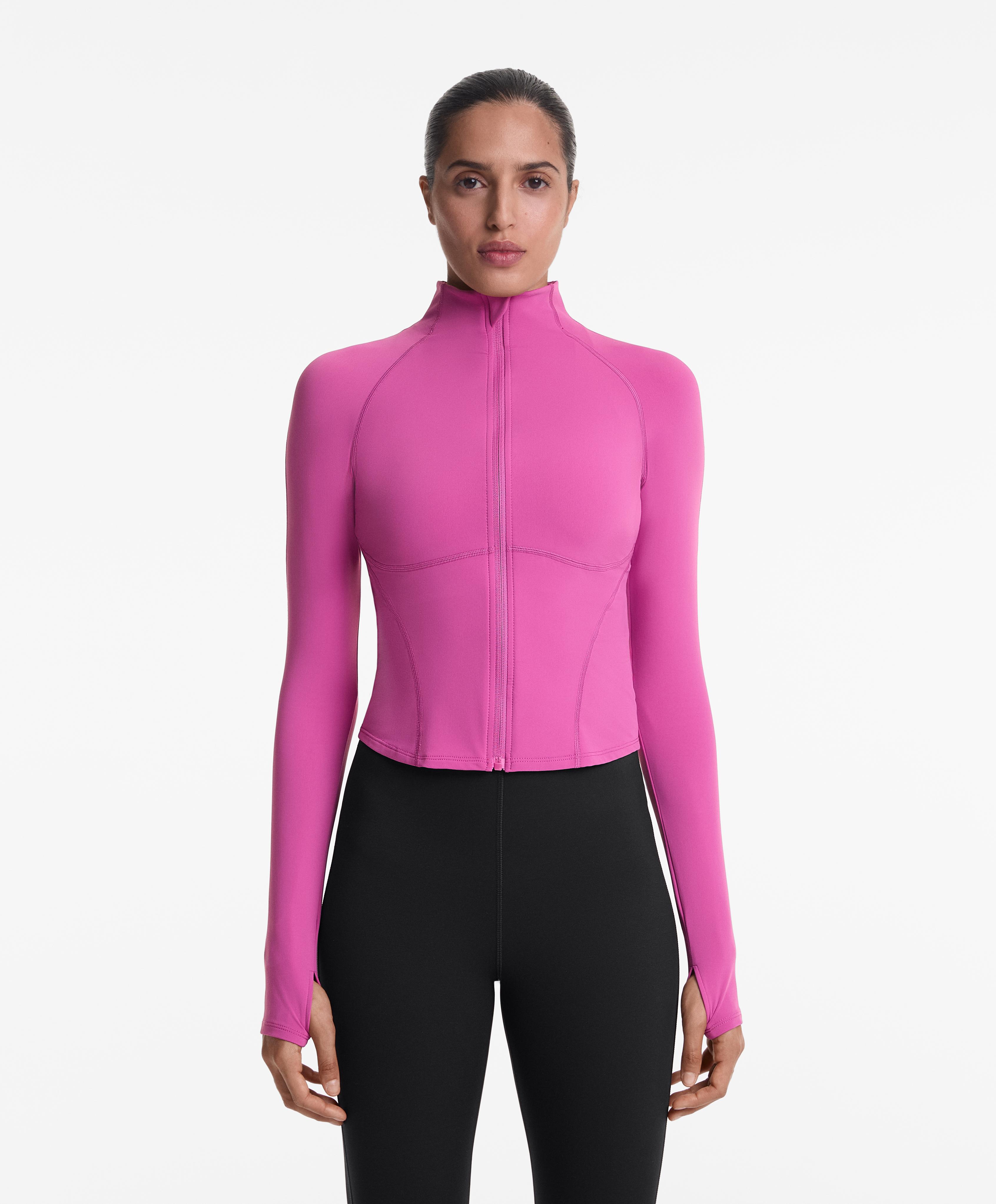 Light warm running technical jacket with seams