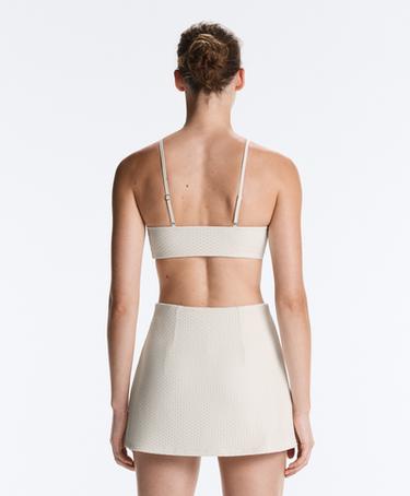 Low-support Comfortlux crochet sports bra — PALE ECRU 2