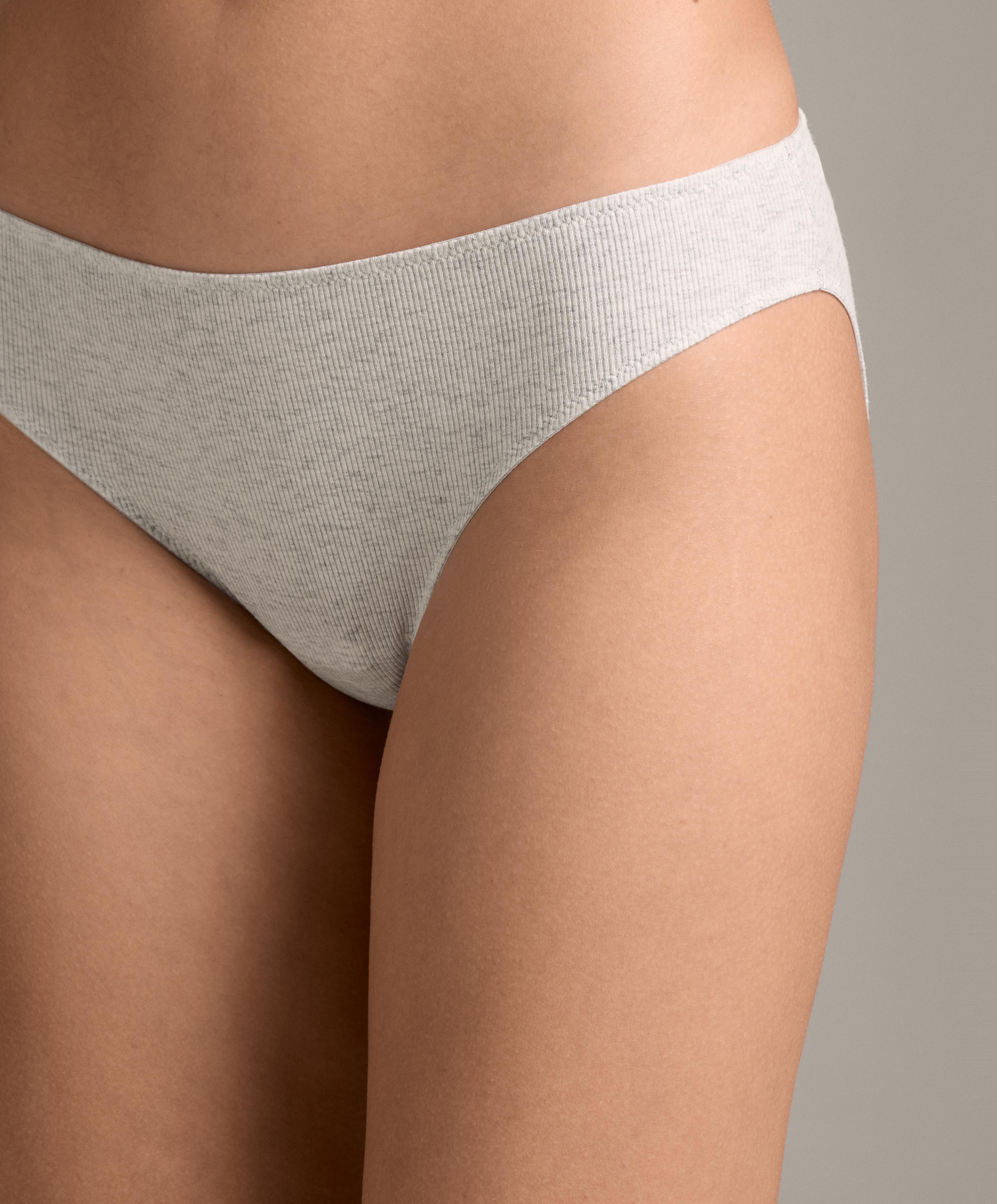 5 سراويل داخلية كلاسيكية من القطن المضلع والسادة 5 سراويل داخلية كلاسيكية من القطن المضلع والسادة